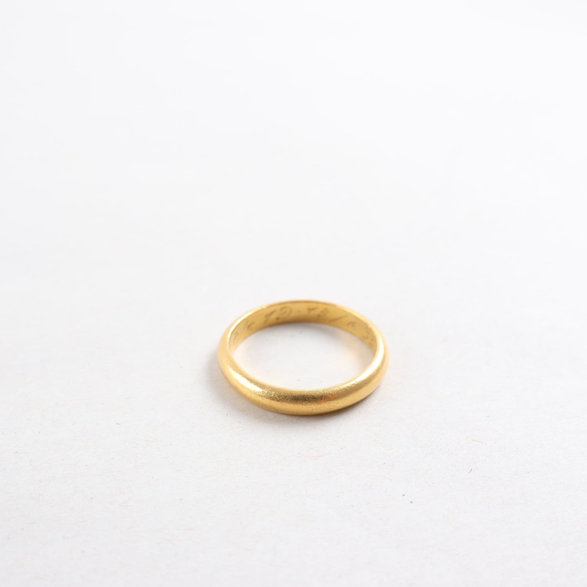 Ring, guld 23K, vikt: 5,6 g