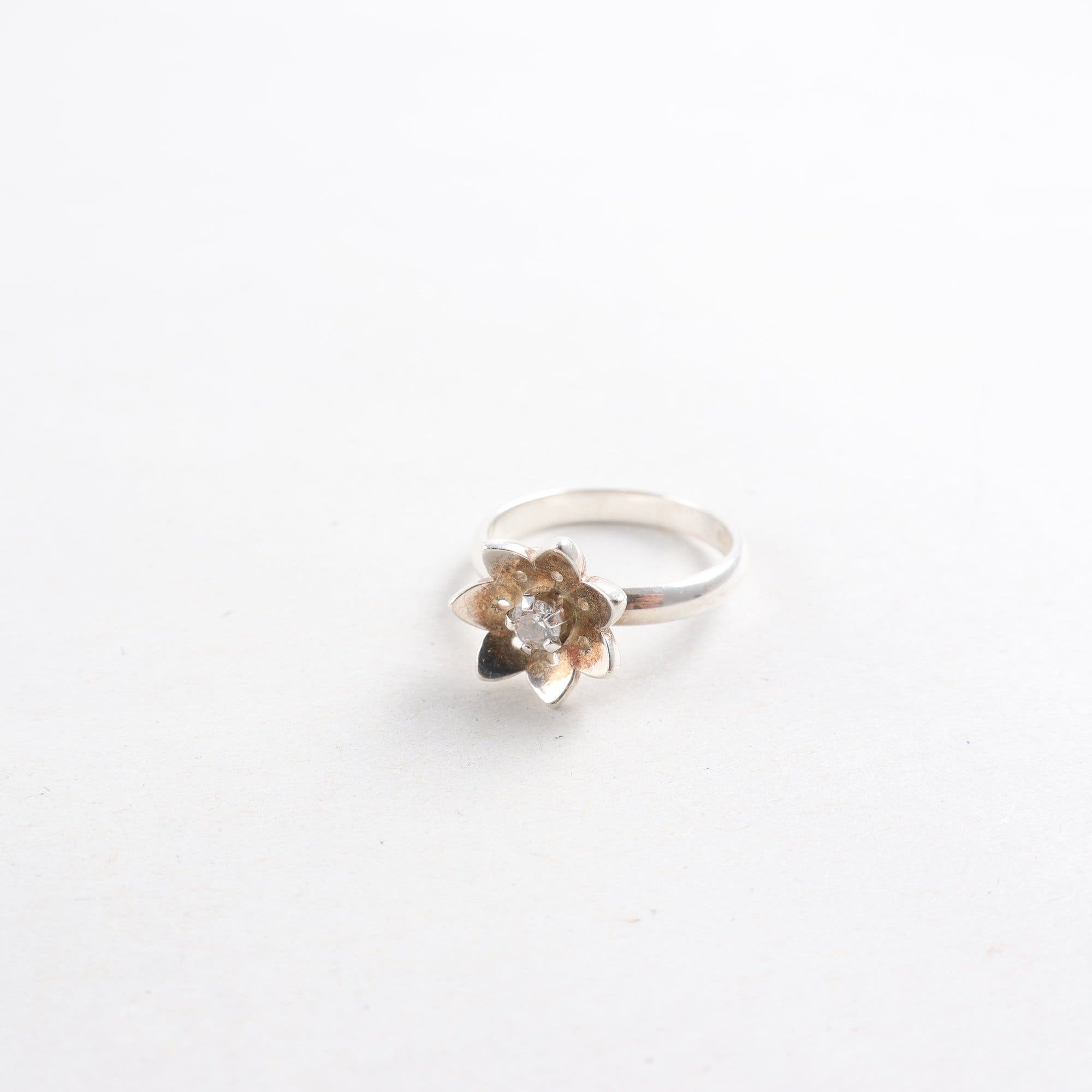 Ring, silver 925, slipad sten, blomma, vintage, brv: 3,8 g