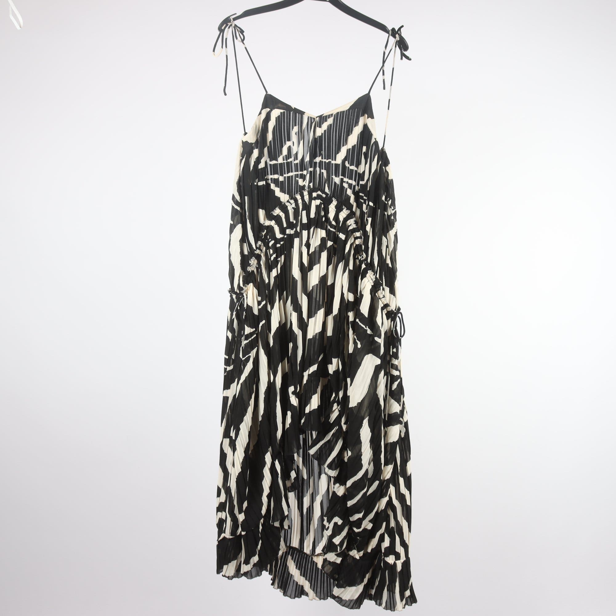 Klänning, H&M Studio, svart, vit, stl. 36