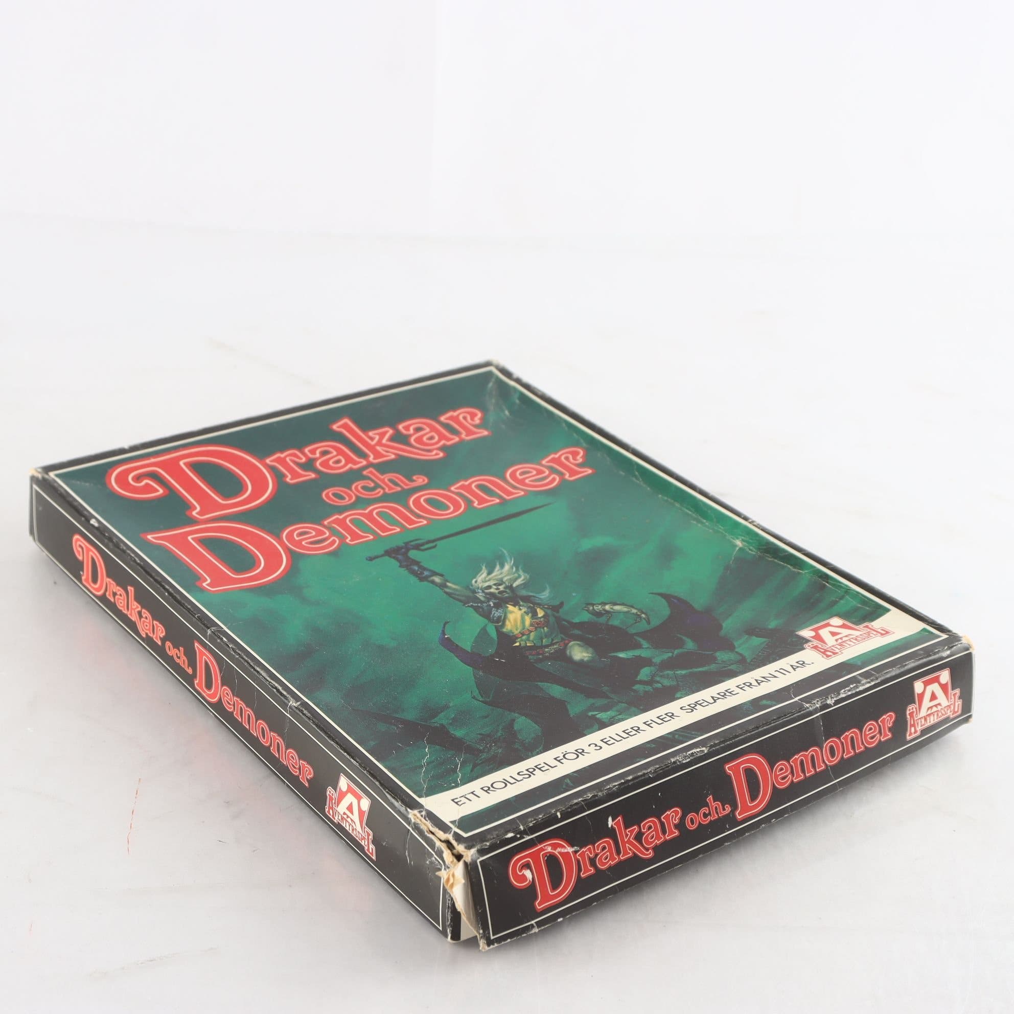 Rollspel, Drakar och demoner, äventyrsspel.