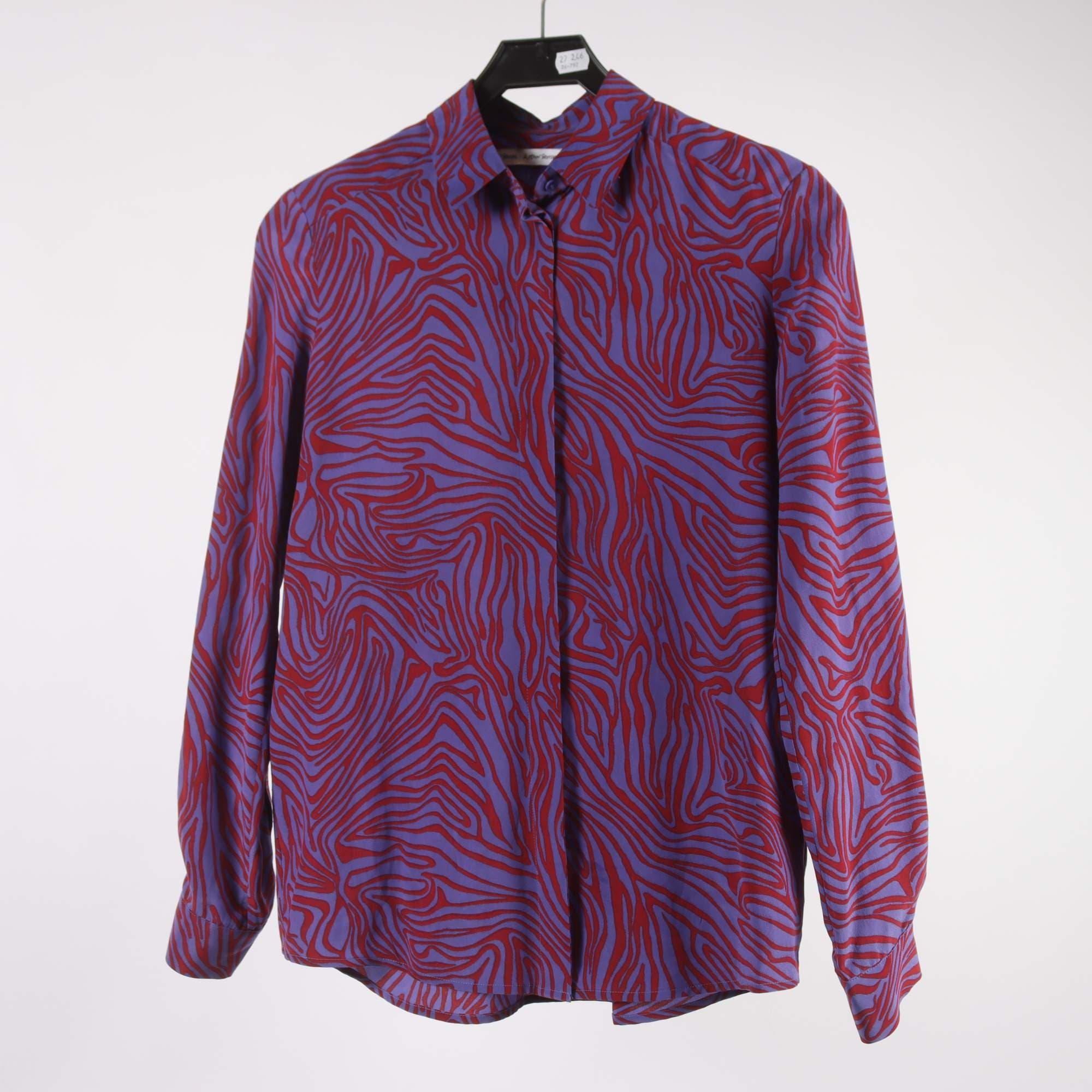 Blus, & Other Stories, stl. 34