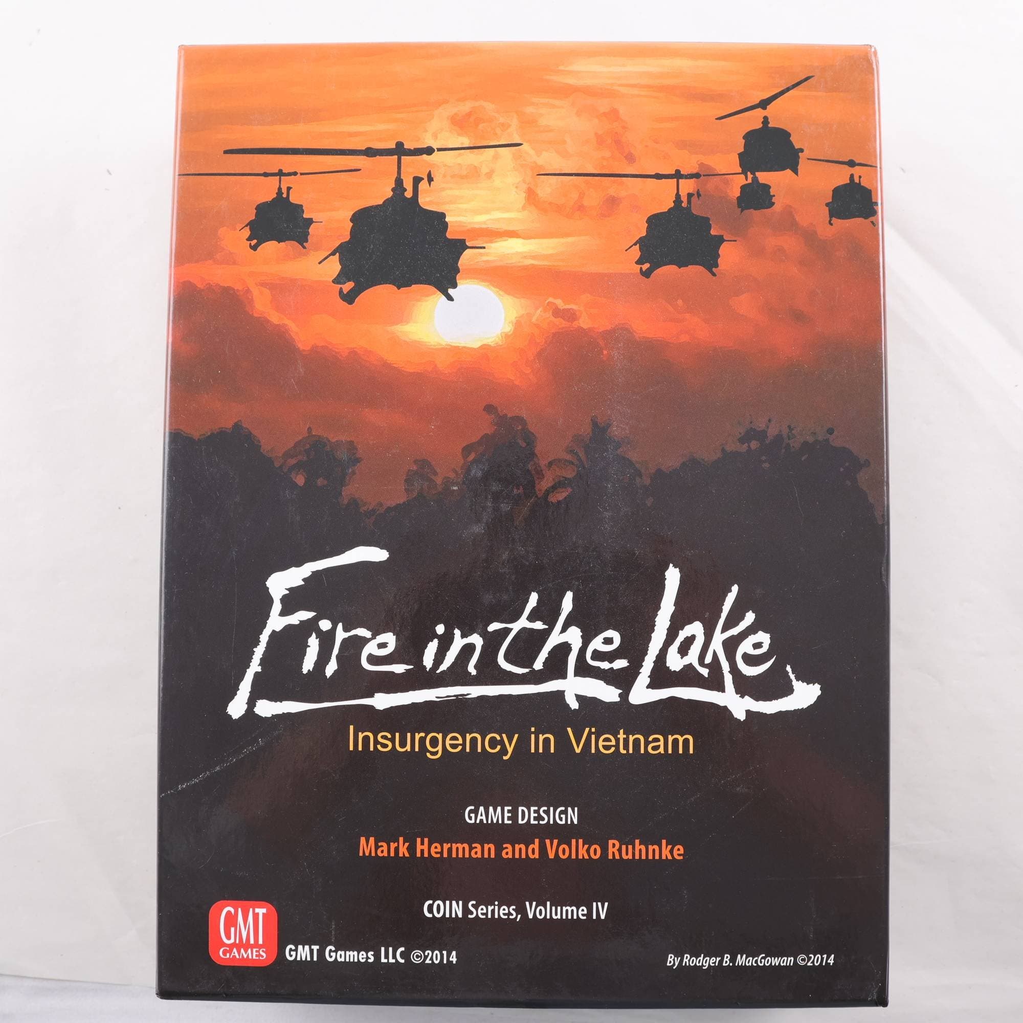 Fire in the lake, Insurgency in Vietnam, GMT games