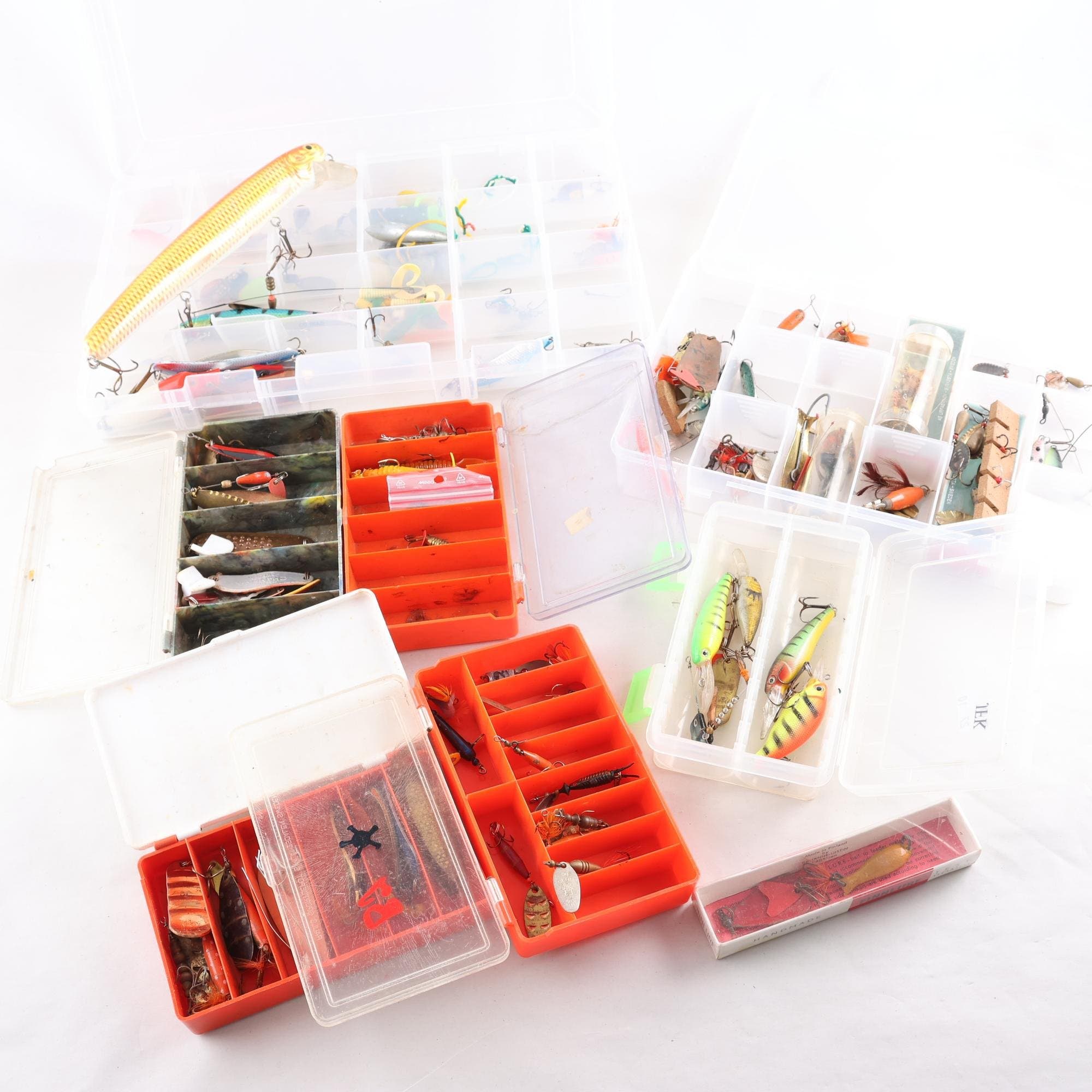Fiskedrag, blandade drag, 8 lådor. Samfraktas ej