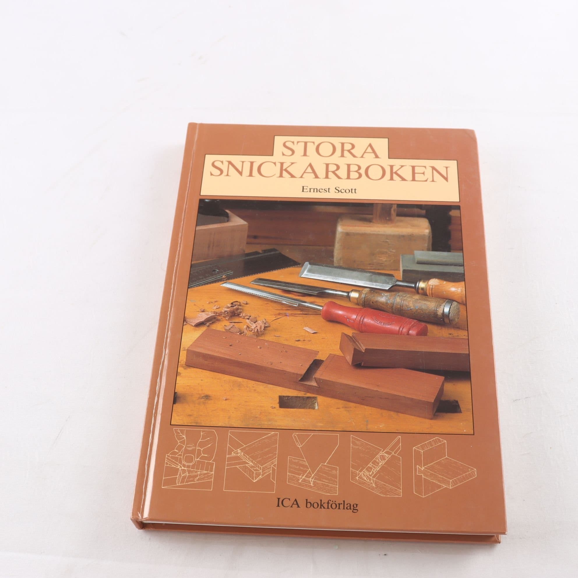 Ernest Scott, Stora snickarboken