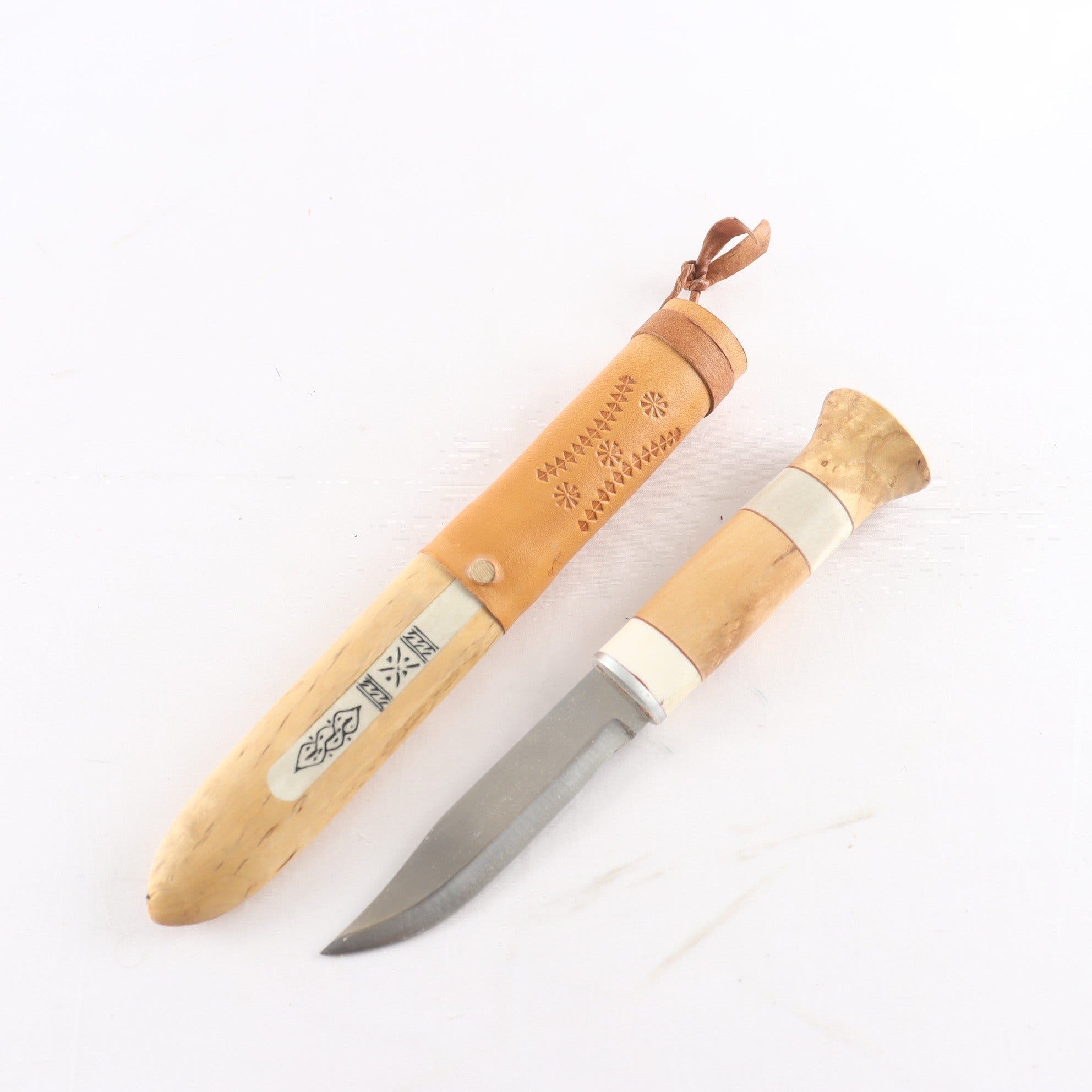 Kniv, Karesuandokniven