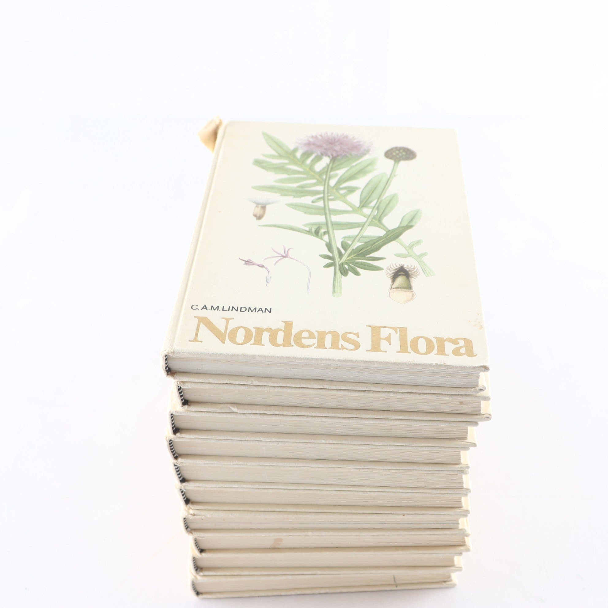 Nordens flora av C.A.M Lindman 10st. Samfraktas ej.