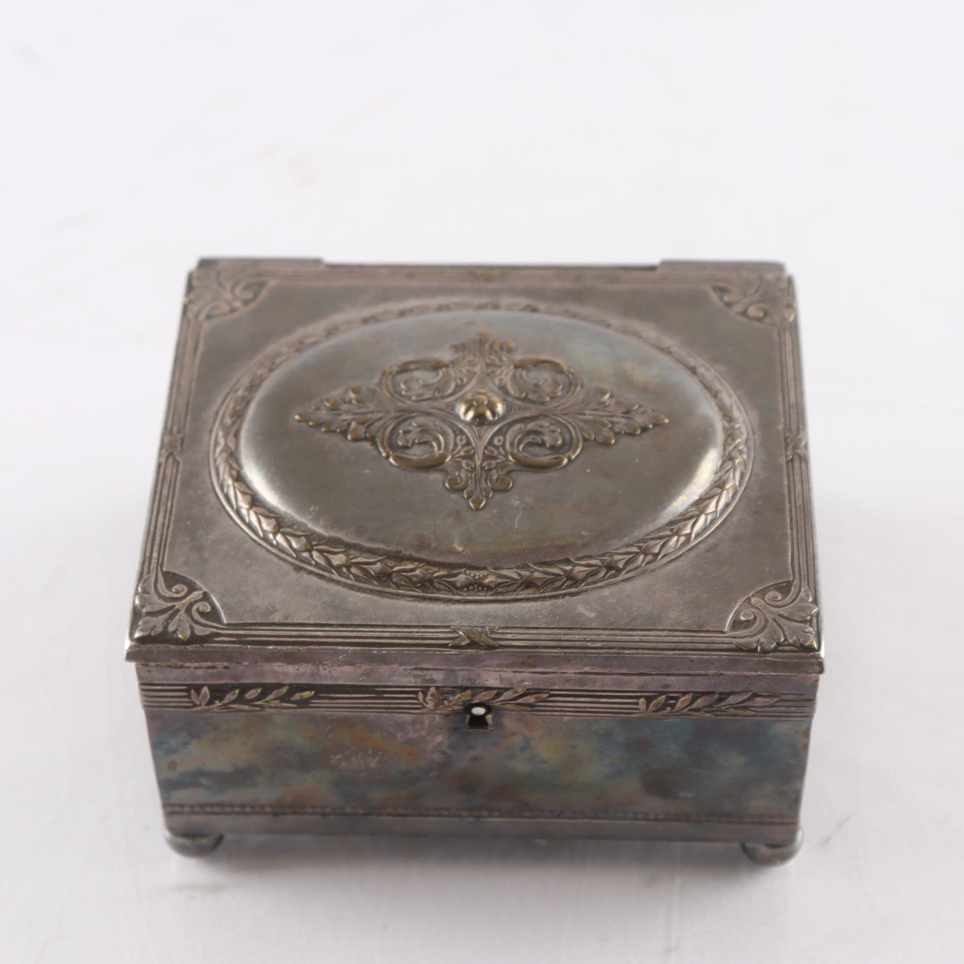 Skrin, nysilver, Wilhelm Wolff, Tyskland, sekelskiftet