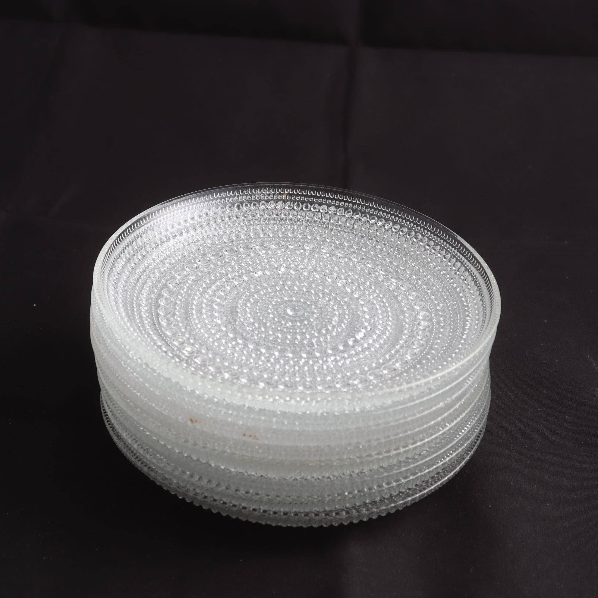 Assietter, glas, Oiva Toikka, Nuutajärvi, Finland, 8 st. Samfraktas ej.