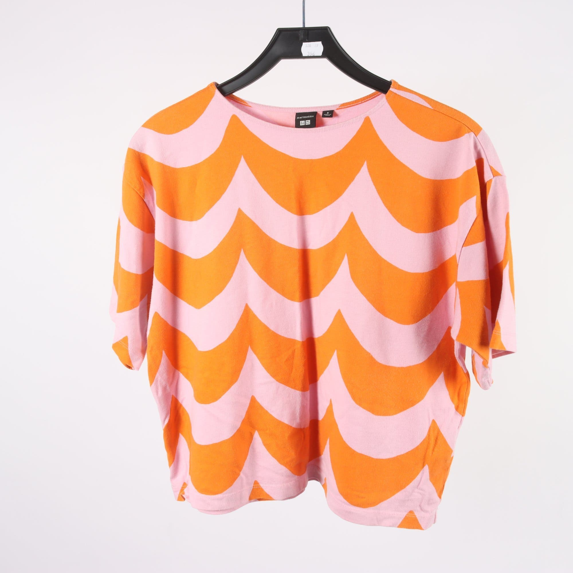 Tröja, Marimekko x Uniqlo, orange, rosa, stl. S.