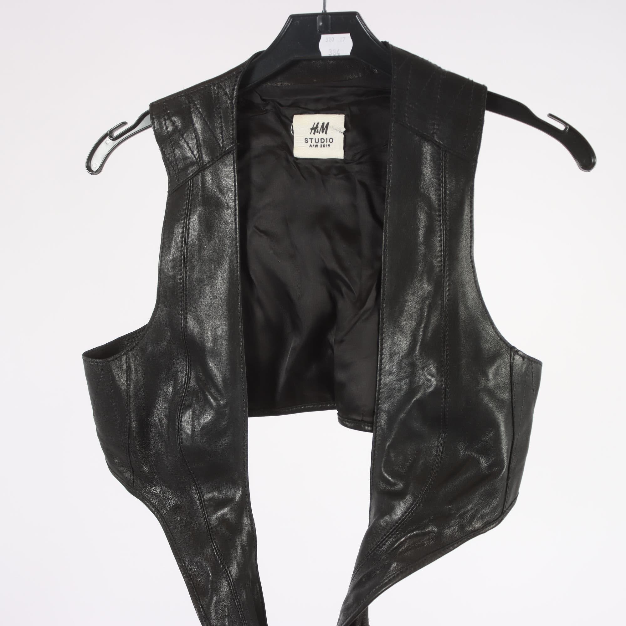 Väst, H&M Studio, svart, stl. ca. XS.