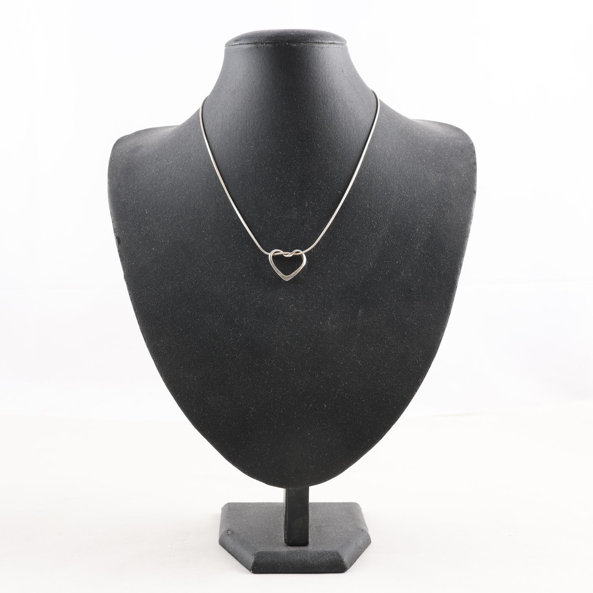 Halsband & hänge, silver, vikt: 6g