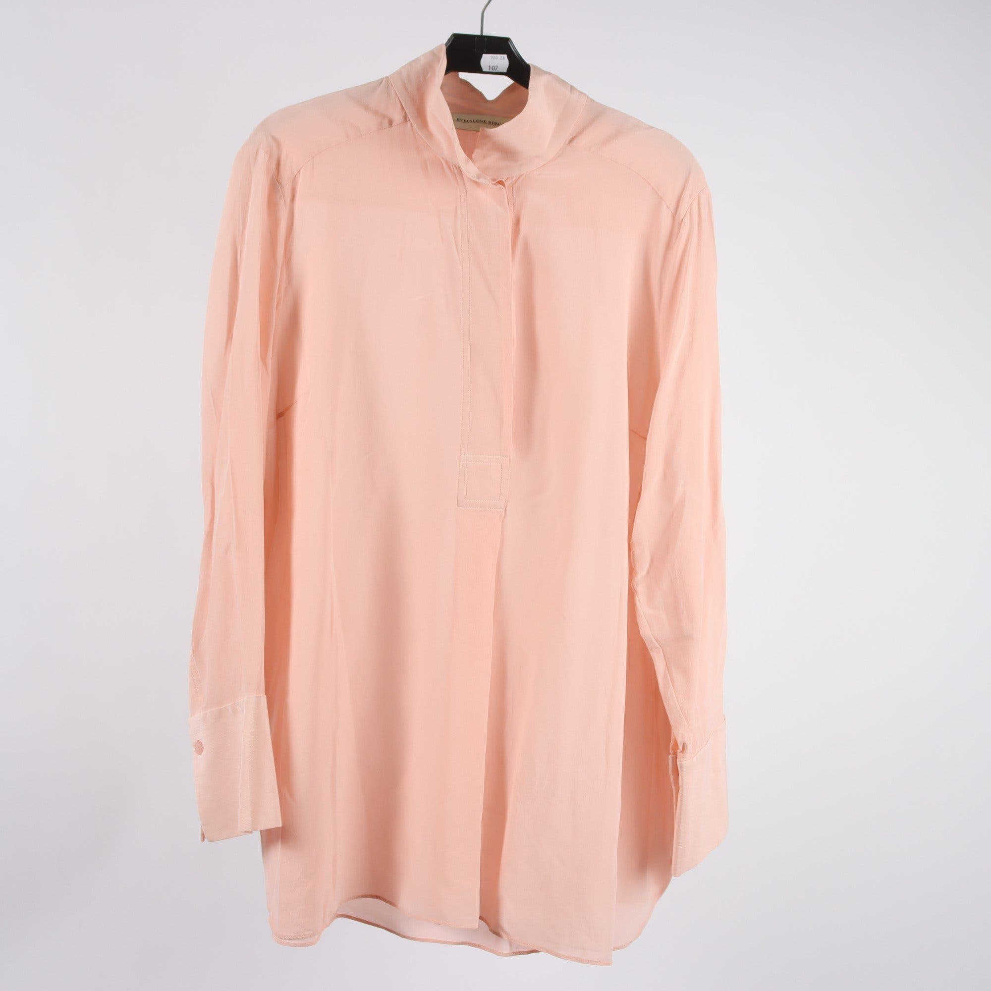 Blus, By Malene Birger, aprikos, 100% silke, stl. 44