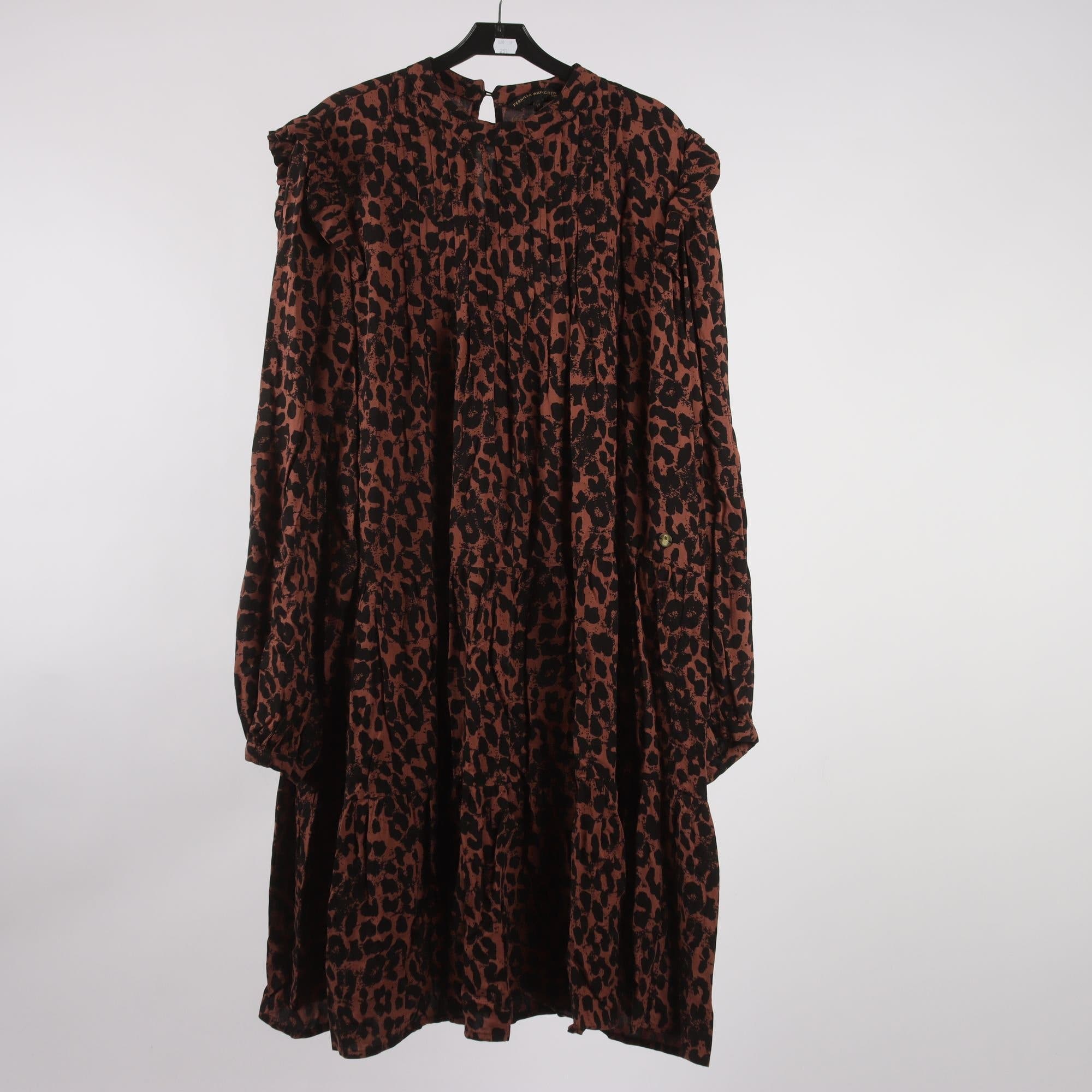 Klänning, Pernilla Wahlgren, brun, svart, stl. XL.