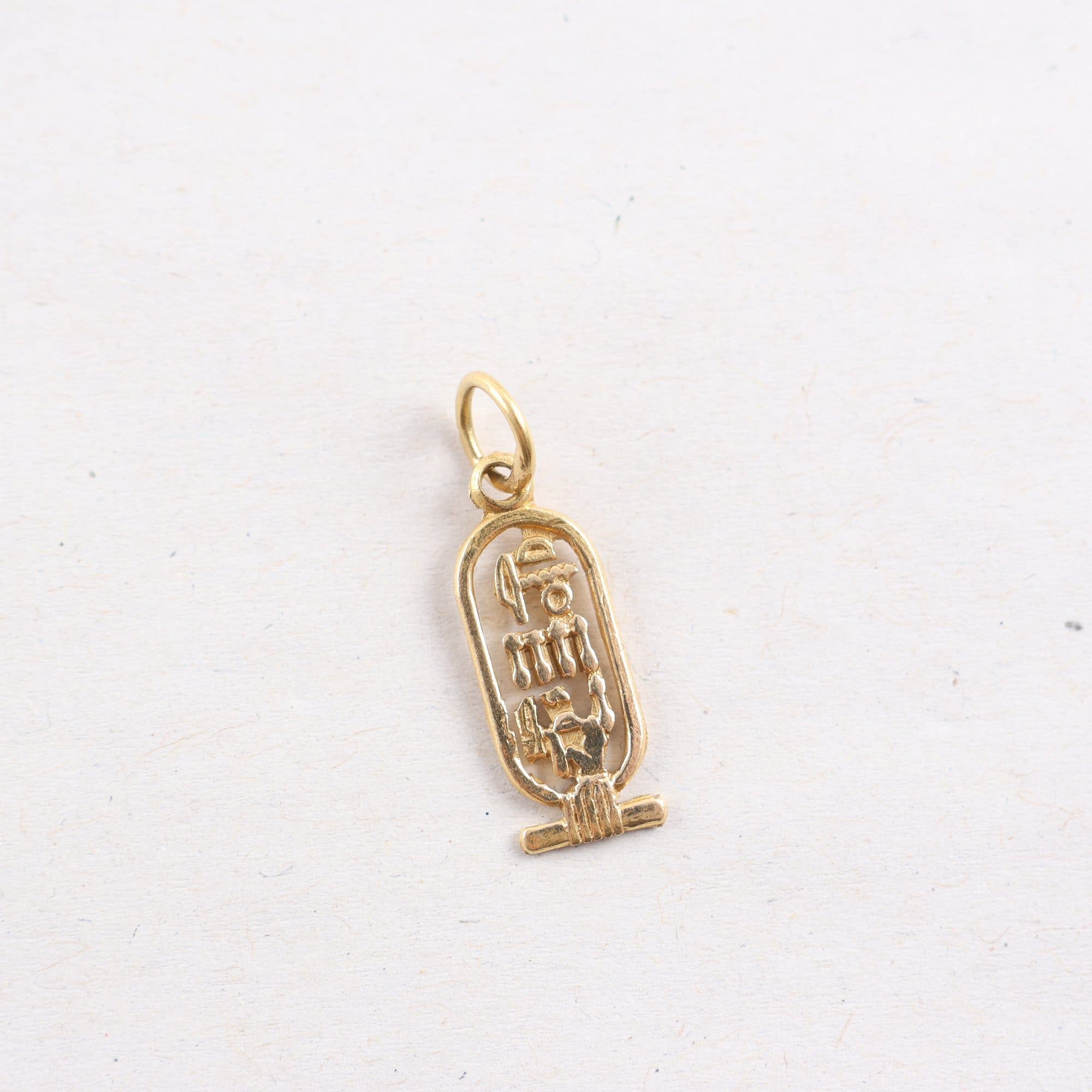 Hänge, guld 18K, hieroglyfer
