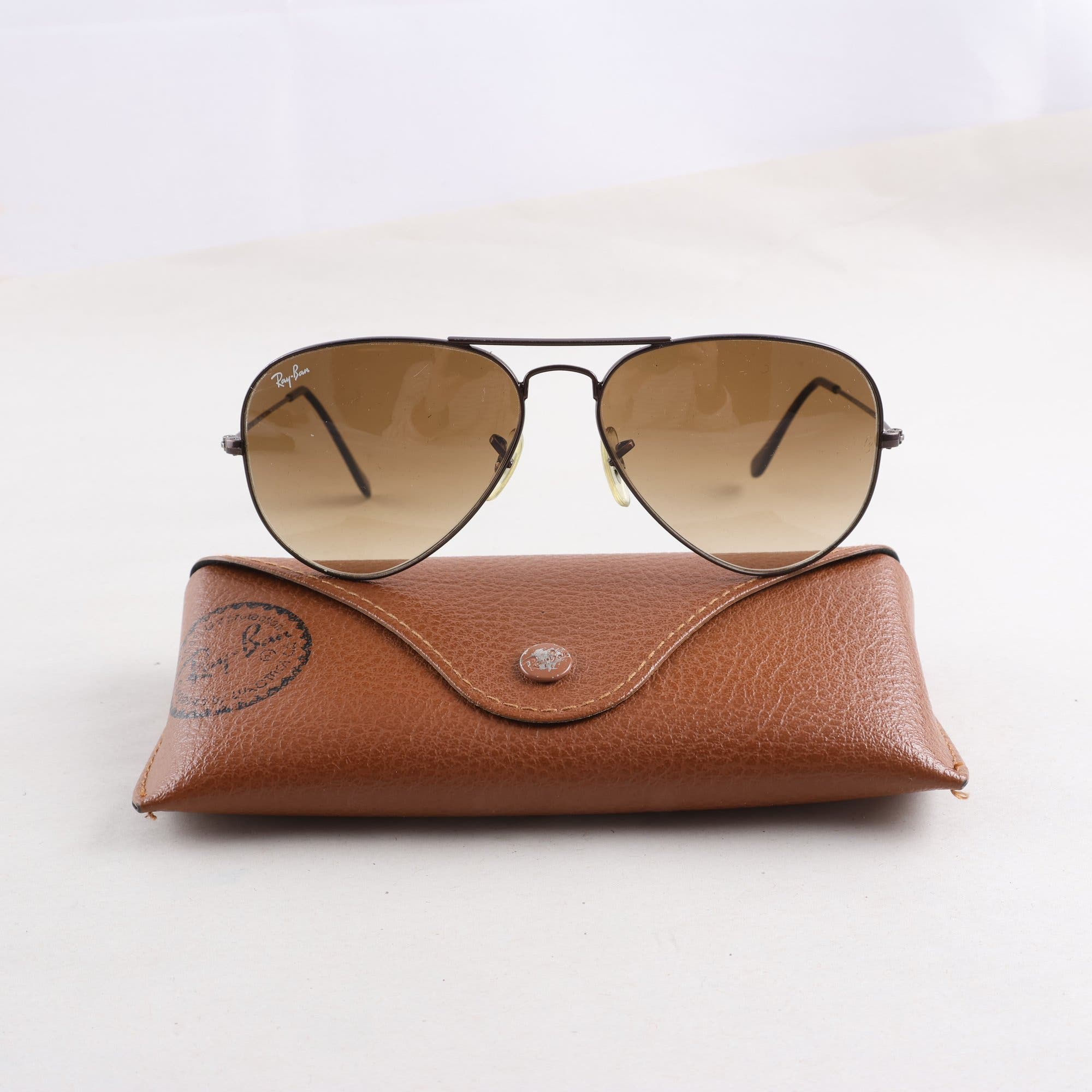 Solglasögon, Ray-ban, Aviatormodell