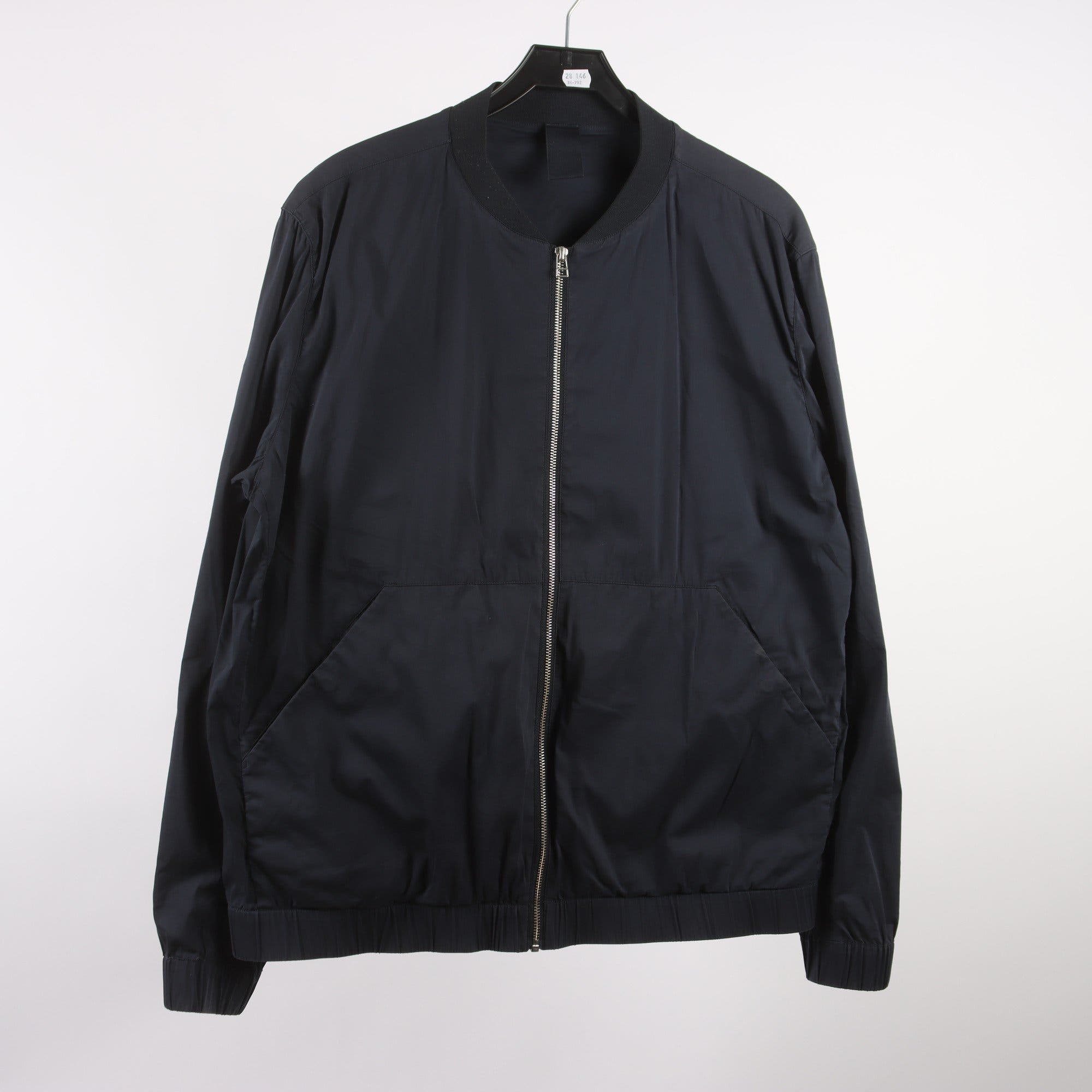 Jacka, Cos, XL