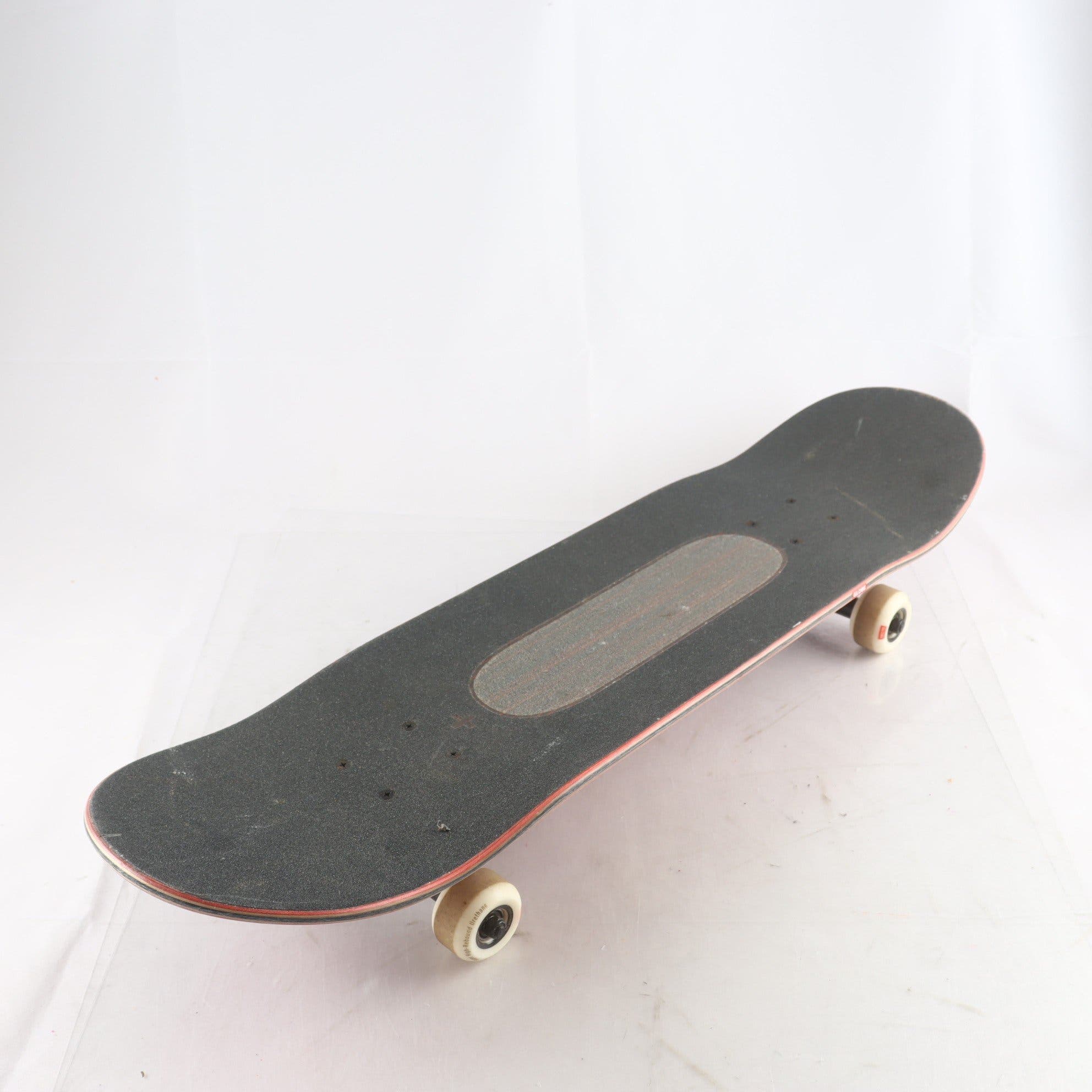Skateboard, Globe, carbon maple plus. Endast avhämtning.