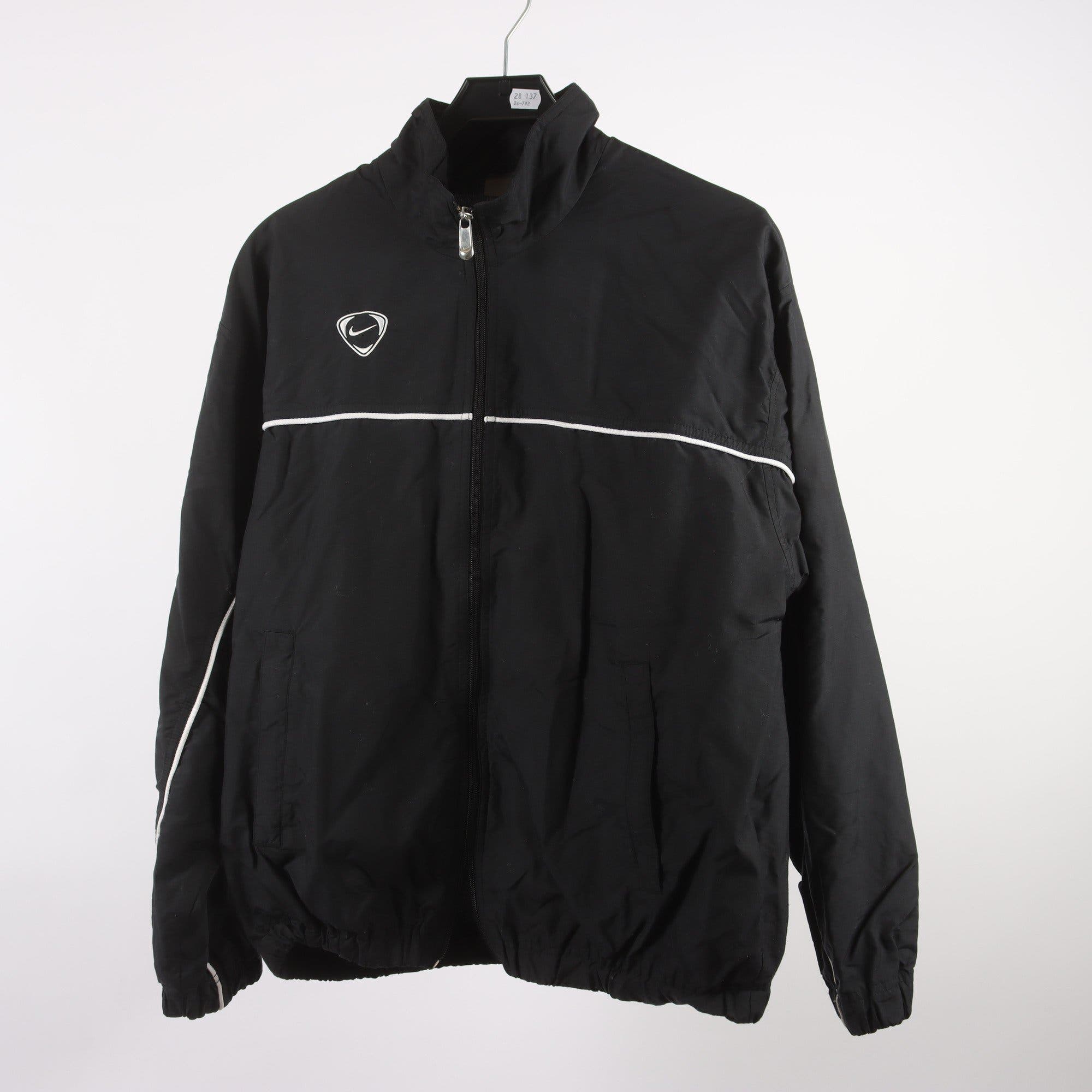 Jacka, Nike, stl. M