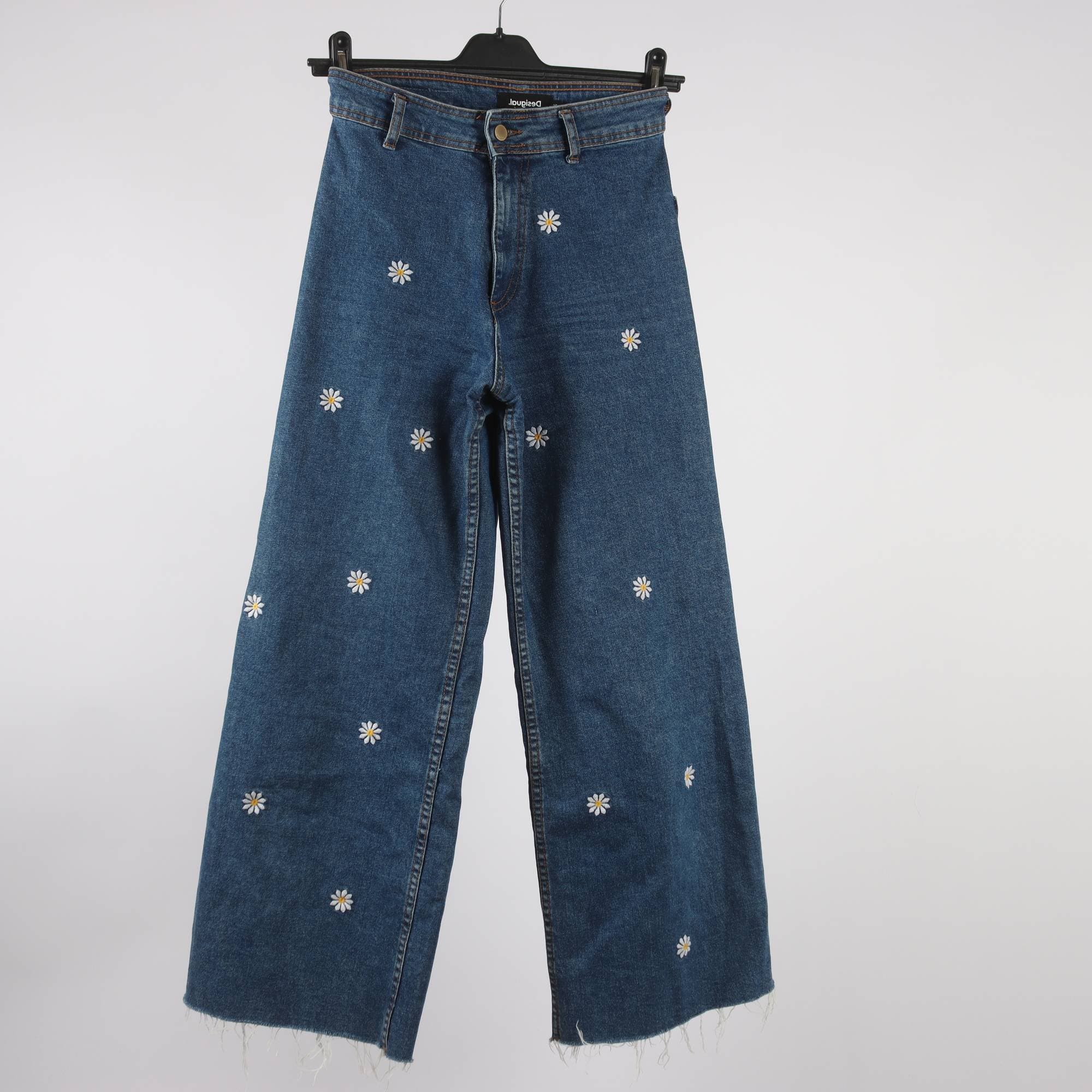 Jeans, Desigual, blå, broderade, stl. 36.