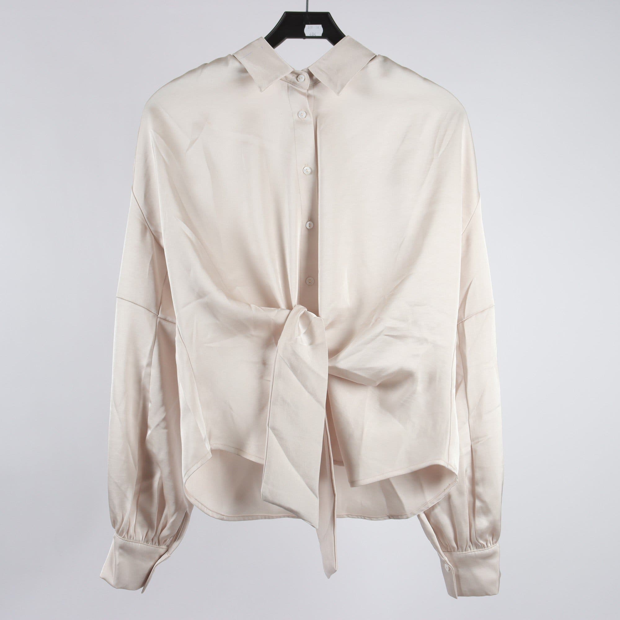 Blus, Neo Noir, benvit, stl. 36.