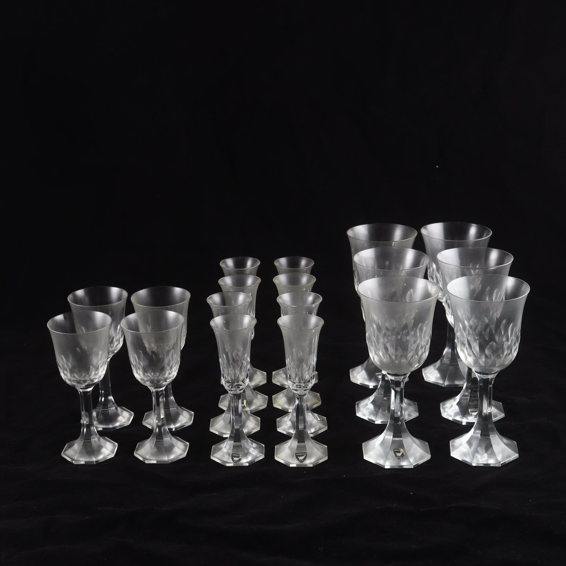 Vinglas, sherry/likörglas, halvkristall, Orrefors, 18 st. Endast avhämtning