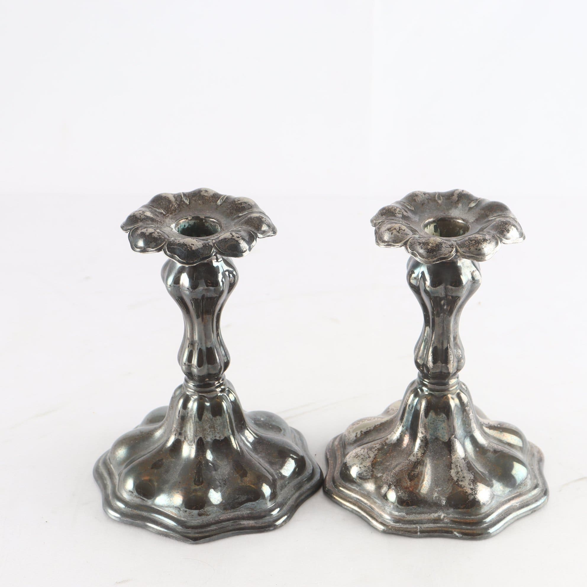 Paret ljusstakar, nysilver, rokokostil, 1900-tal