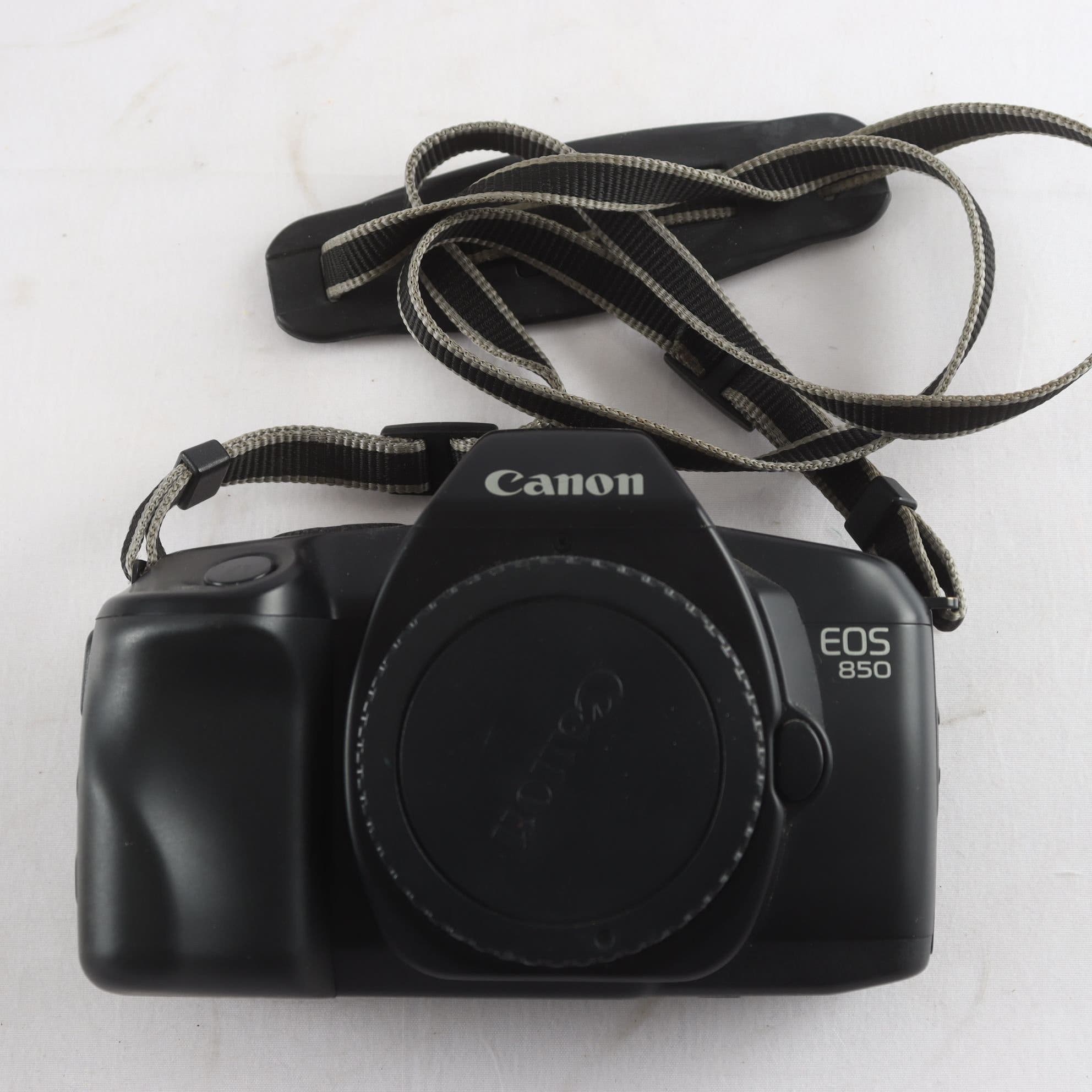 Systemkamera, Canon EOS 850