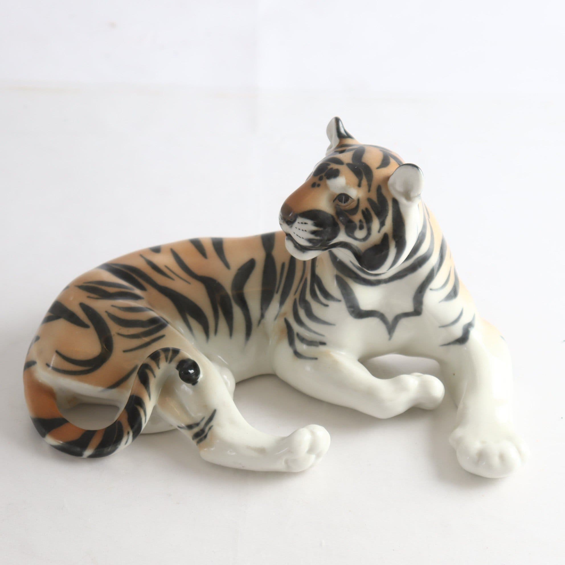 Figurin, porslin, tiger, Lomonosov Samfraktas ej