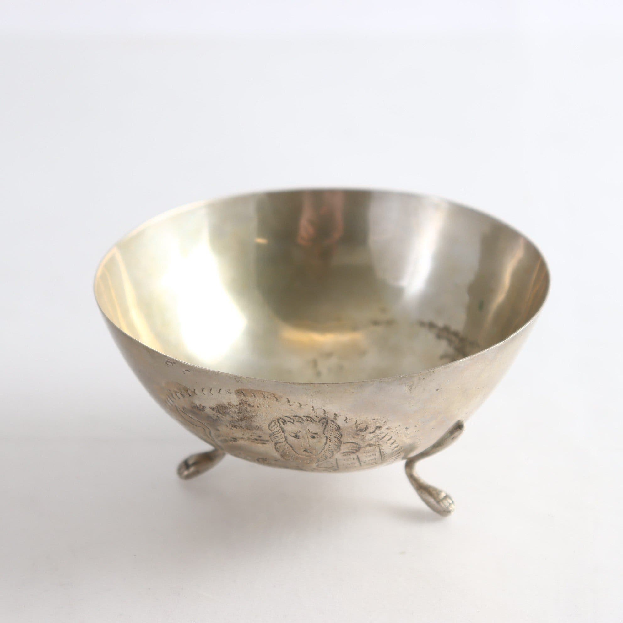 Skål, lejondekor, silver 800