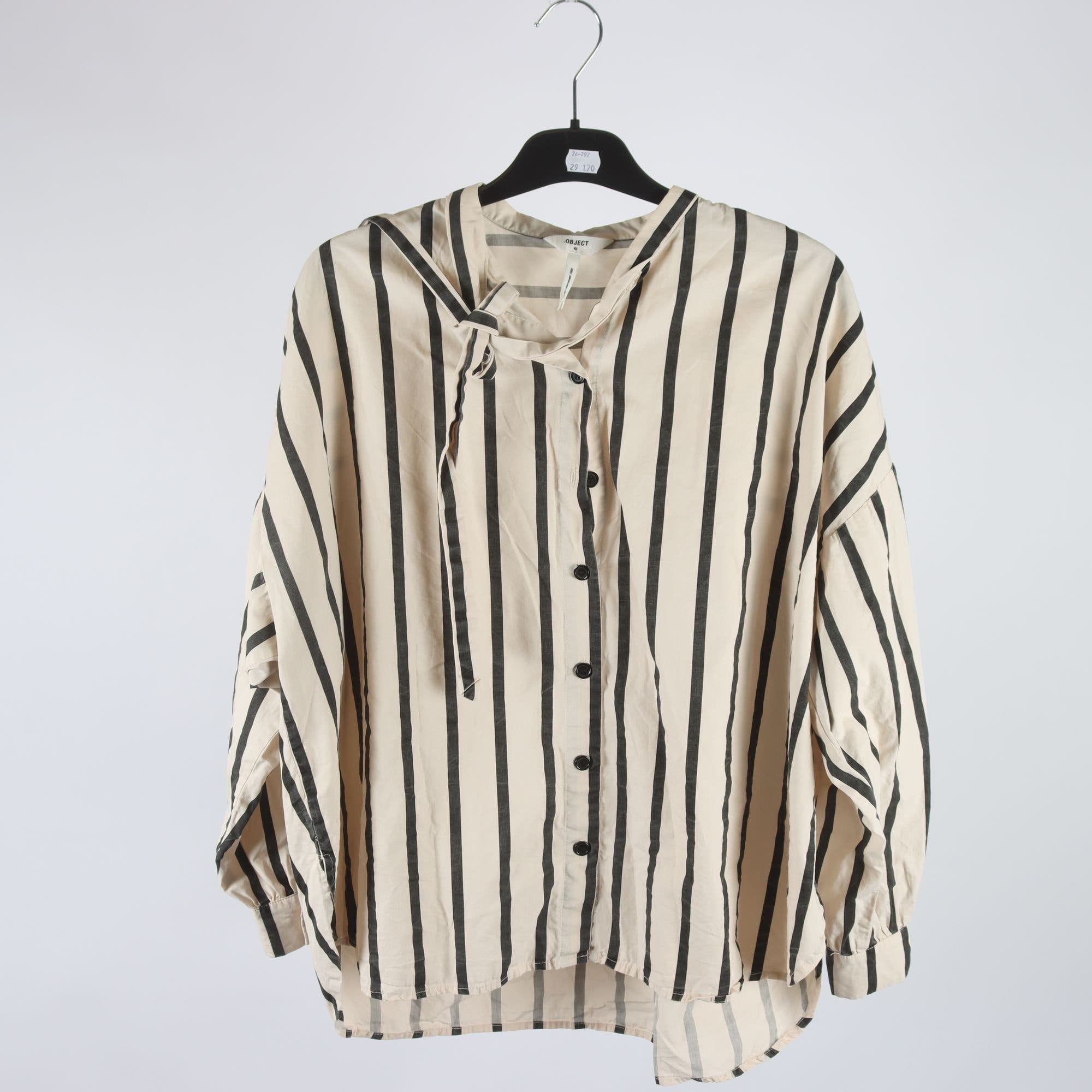 Blus, Object, stl. 42