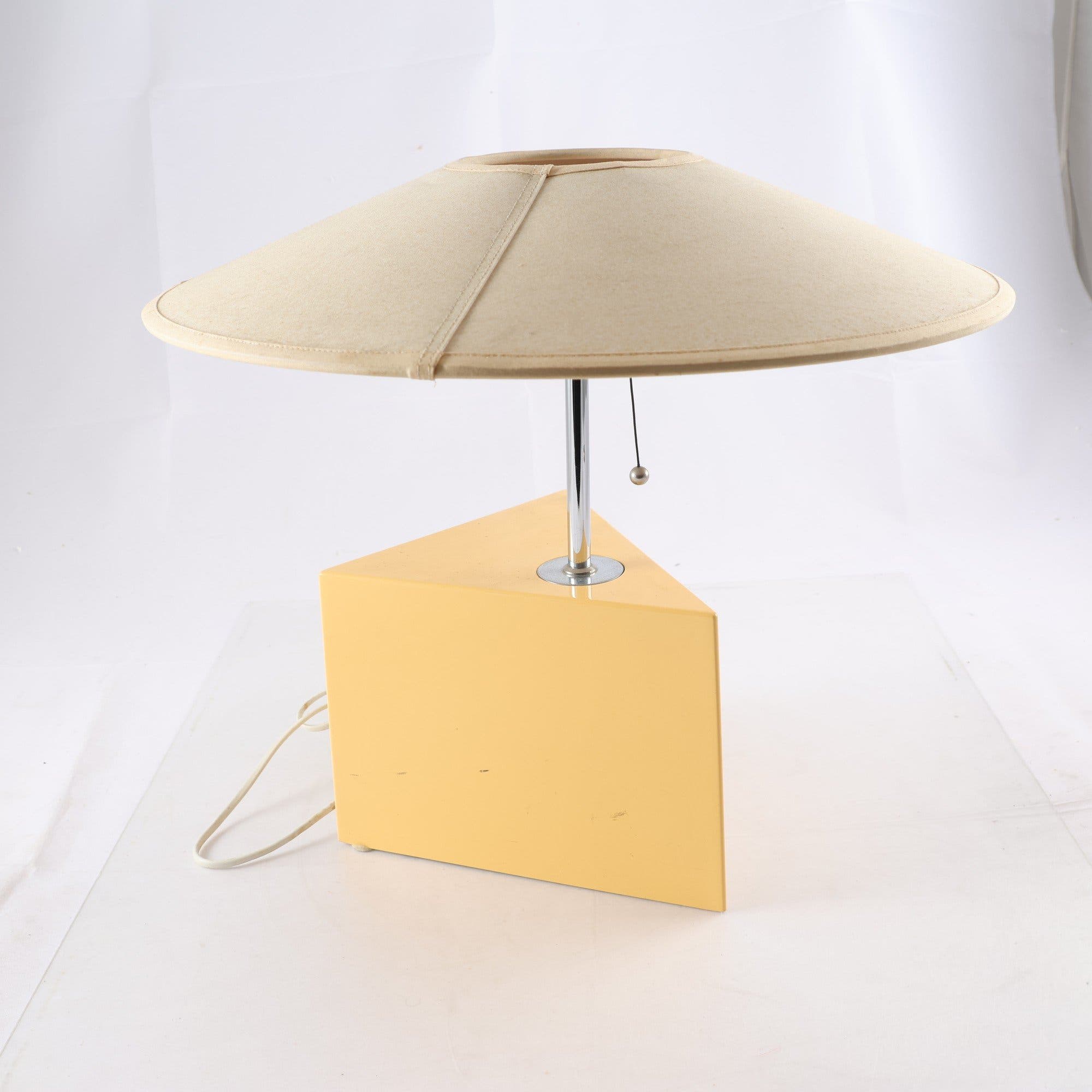 Bordslampa, Ateljé lyktan, Triggy, Bessfelt/Von Sydow. Endast avhämtning