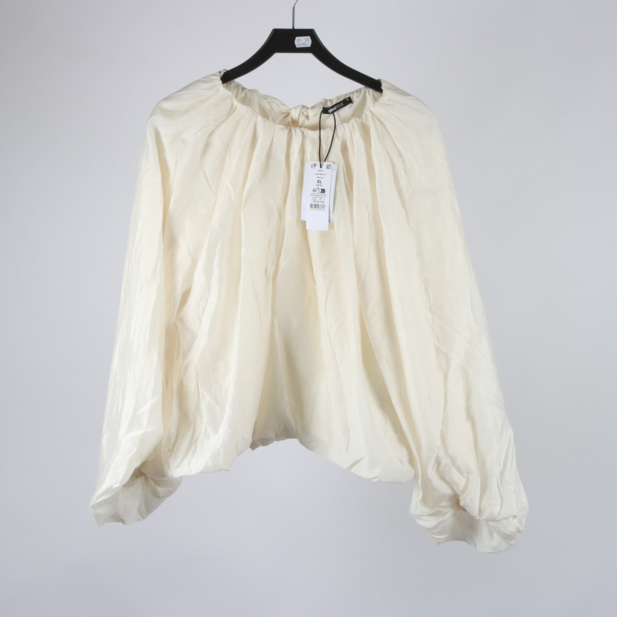 Blus, Gina Tricot, stl. XL