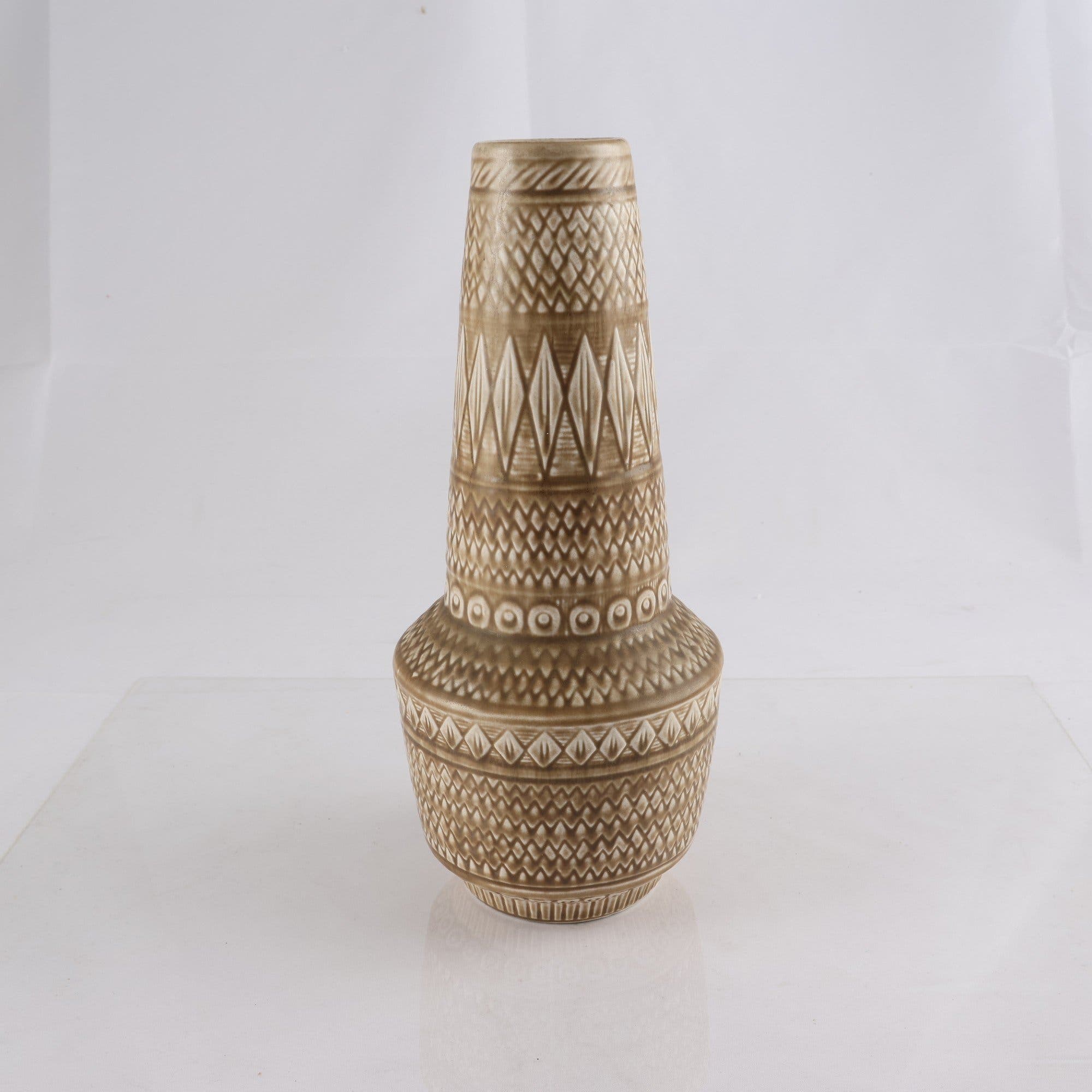 Vas, Scherzo, Gunnar Nylund, Rörstrand. Samfraktas ej.