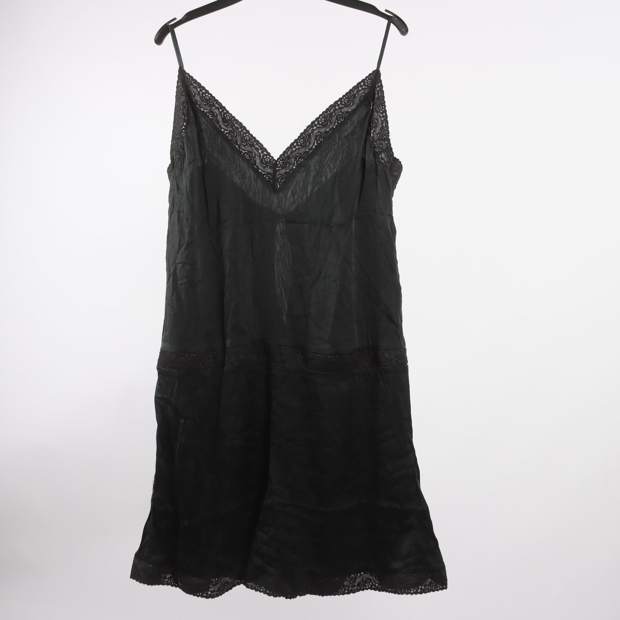 Nattlinne/klänning, Karl Lagerfeld x H&M, svart, 98% silke, stl. 44