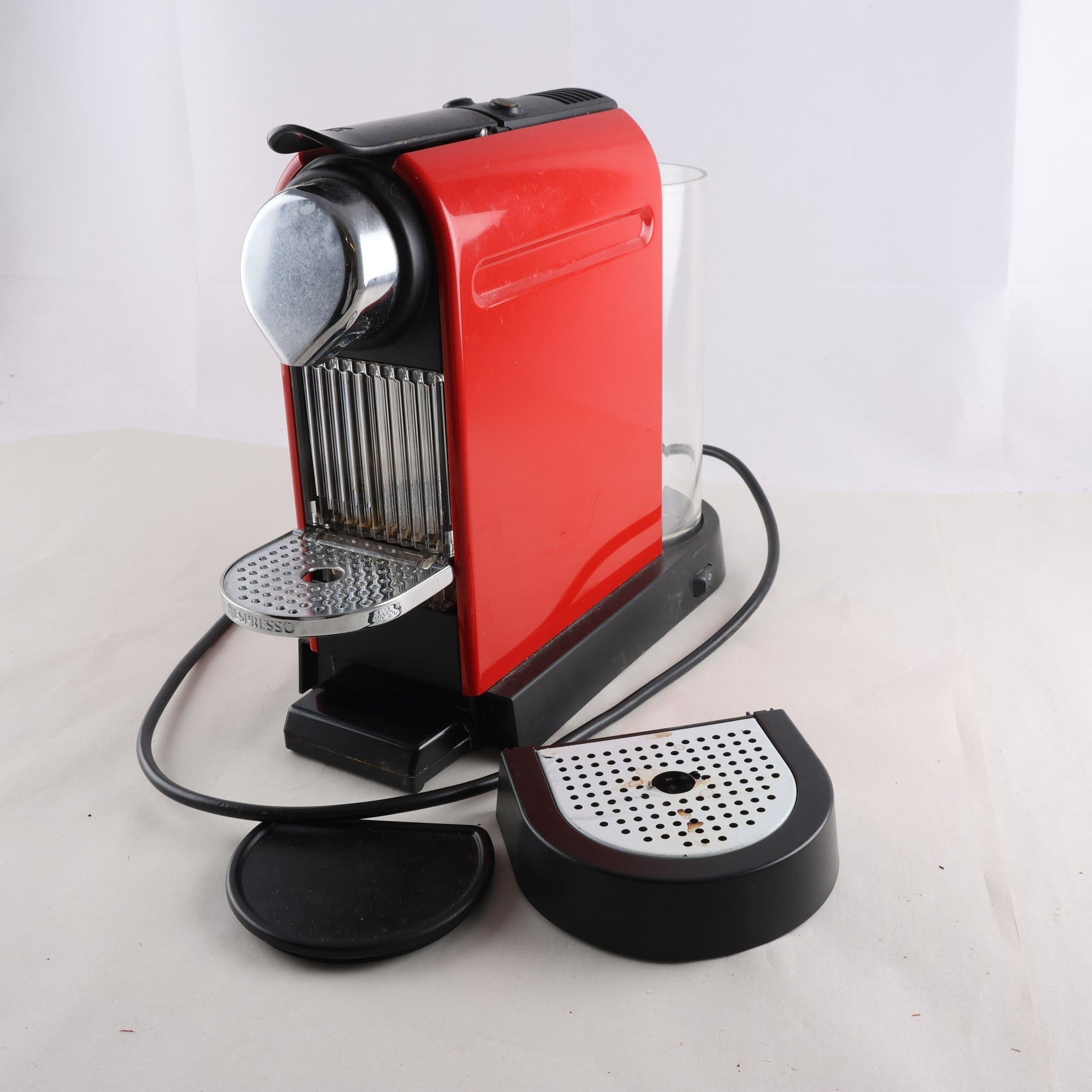 Kaffemaskin, Nespresso Citiz, Röd. Samfraktas ej.