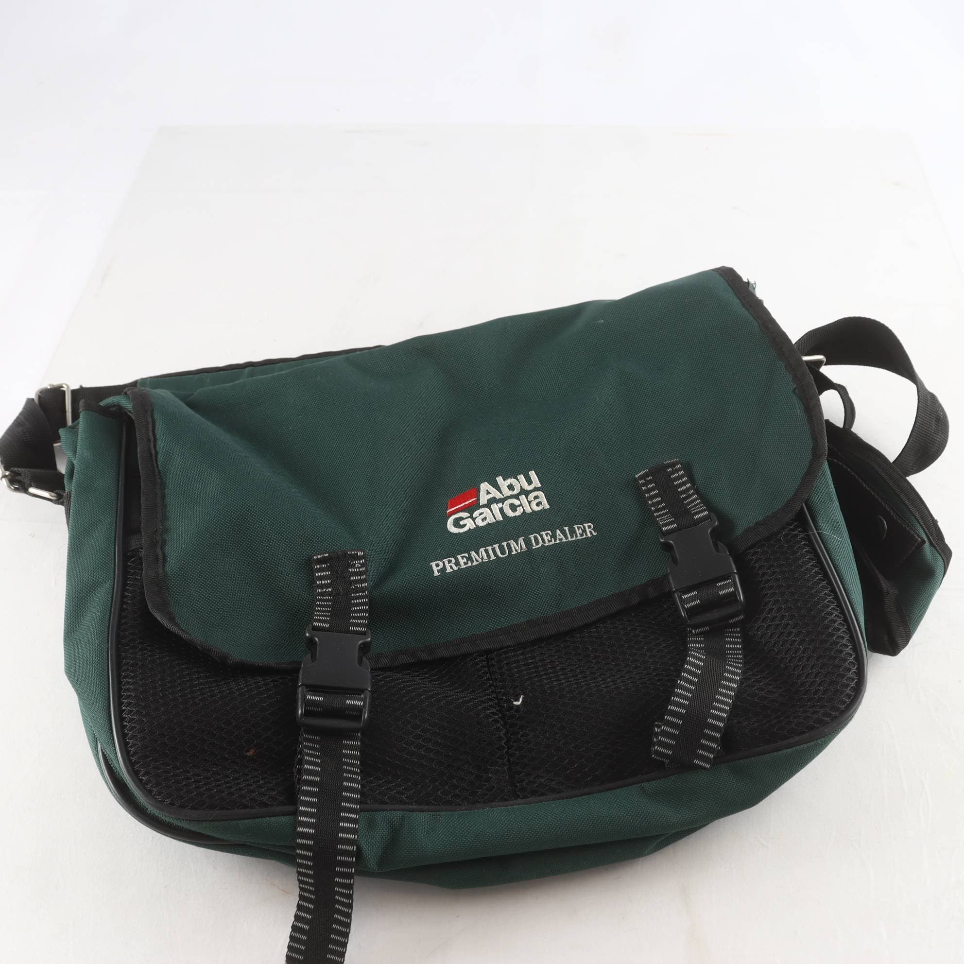 Fiskeväska, Abu garcia, premium dealer.