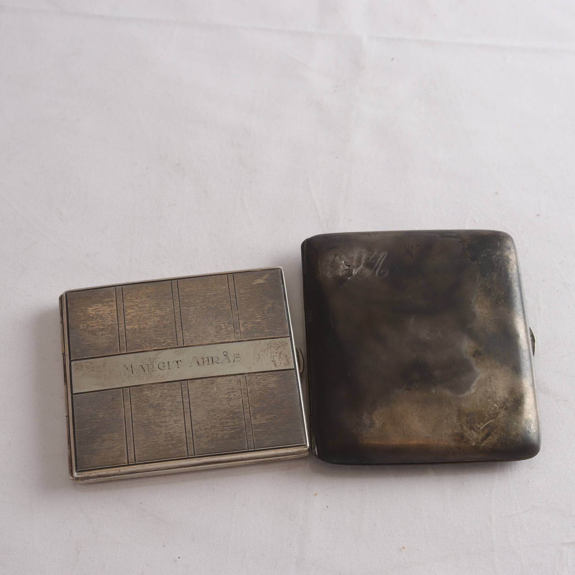 Etuier/skrotsilver, kattfot, 830s