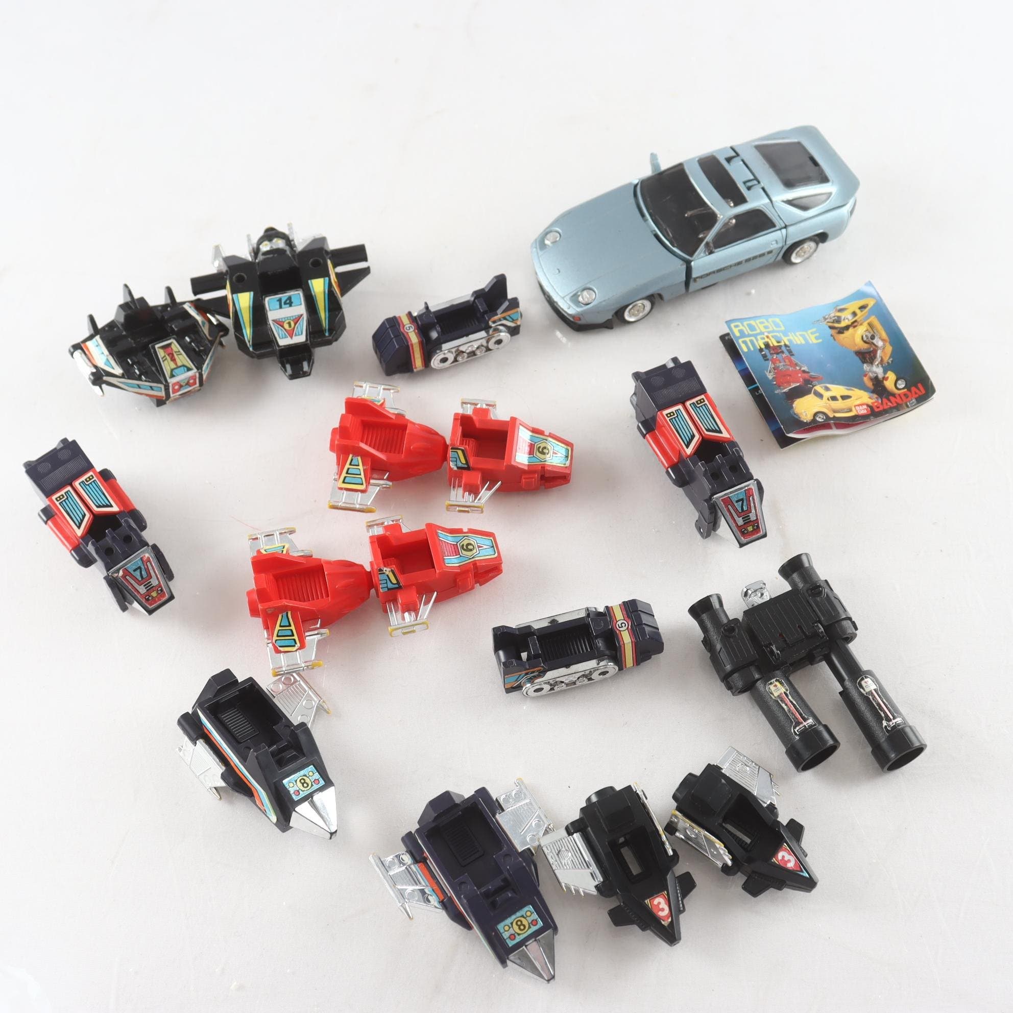Robotar, bilar, Bandai, Takara