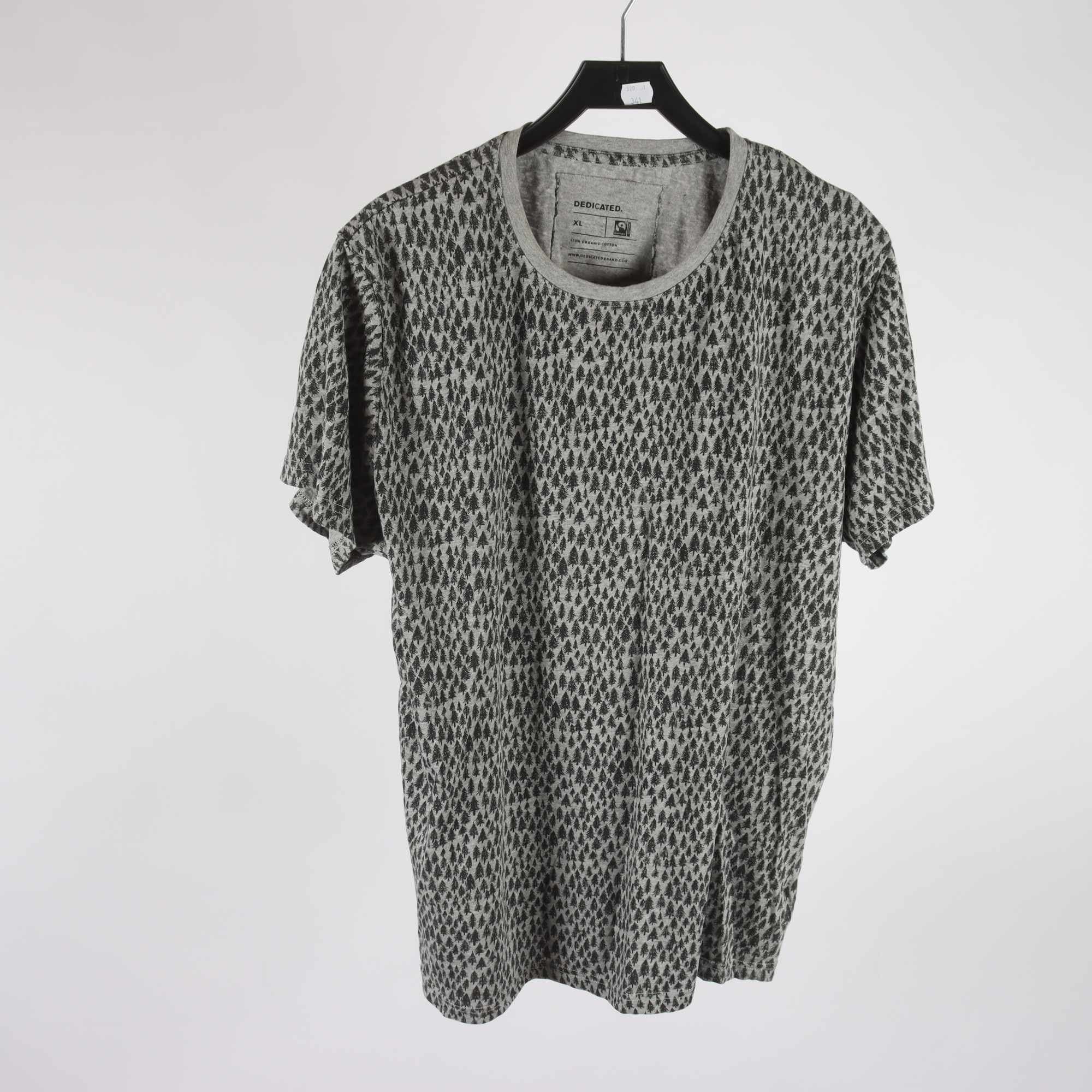 T-shirt, Dedicated, grå, granar, skog, stl. XL.
