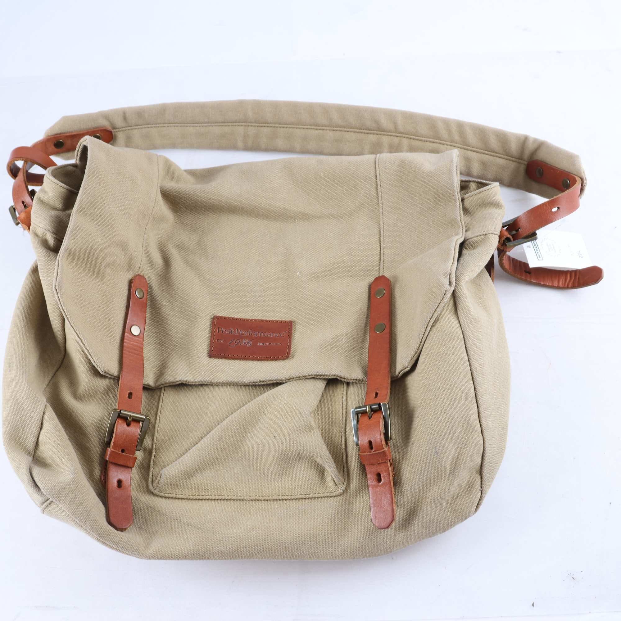 Väska, PeakPerformance, beige