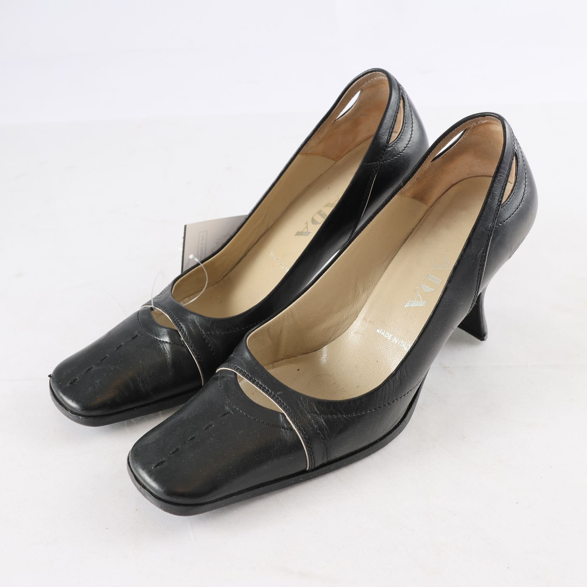 Pumps, Prada, svart, stl. 35½