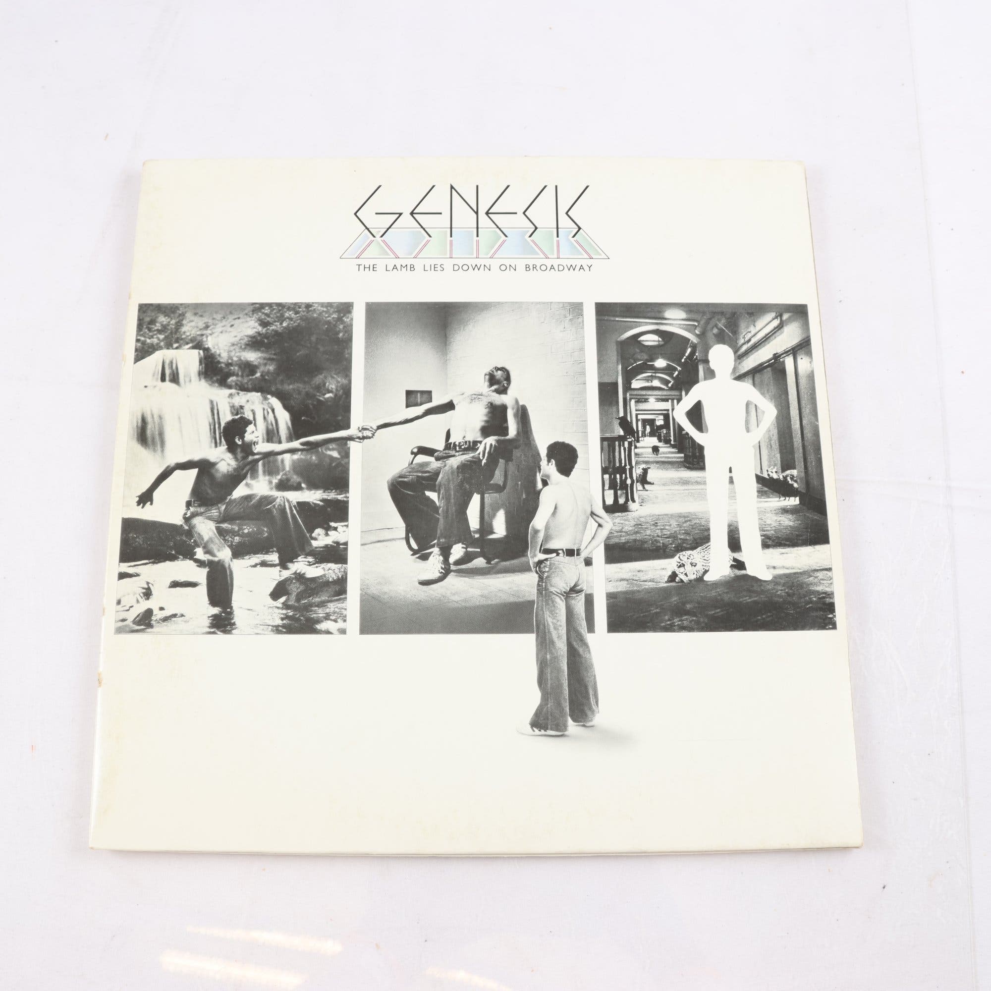 LP Genesis, The Lamb Lies Down On Broadway