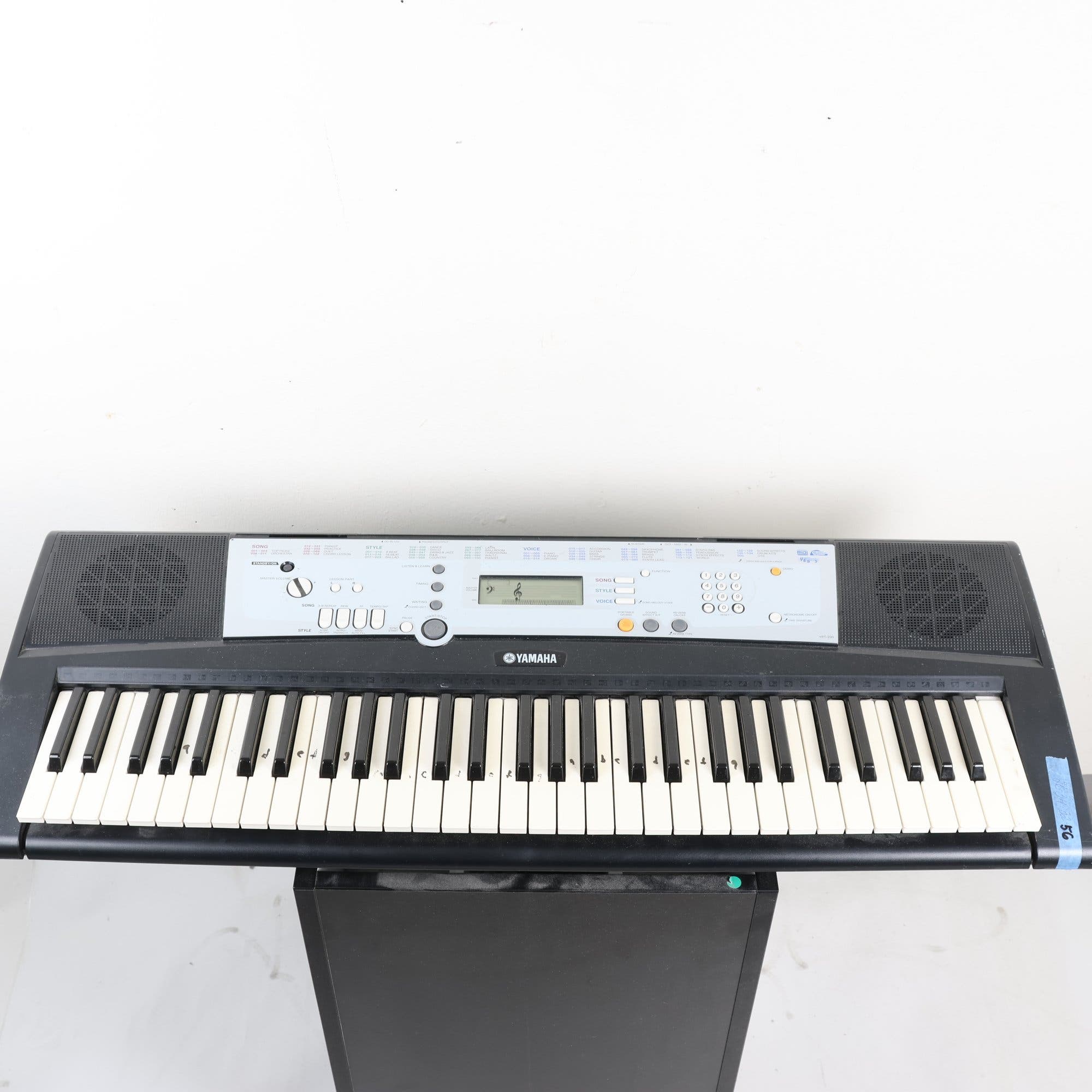 Keyboard, Yamaha YPT – 200. Endast avhämtning.