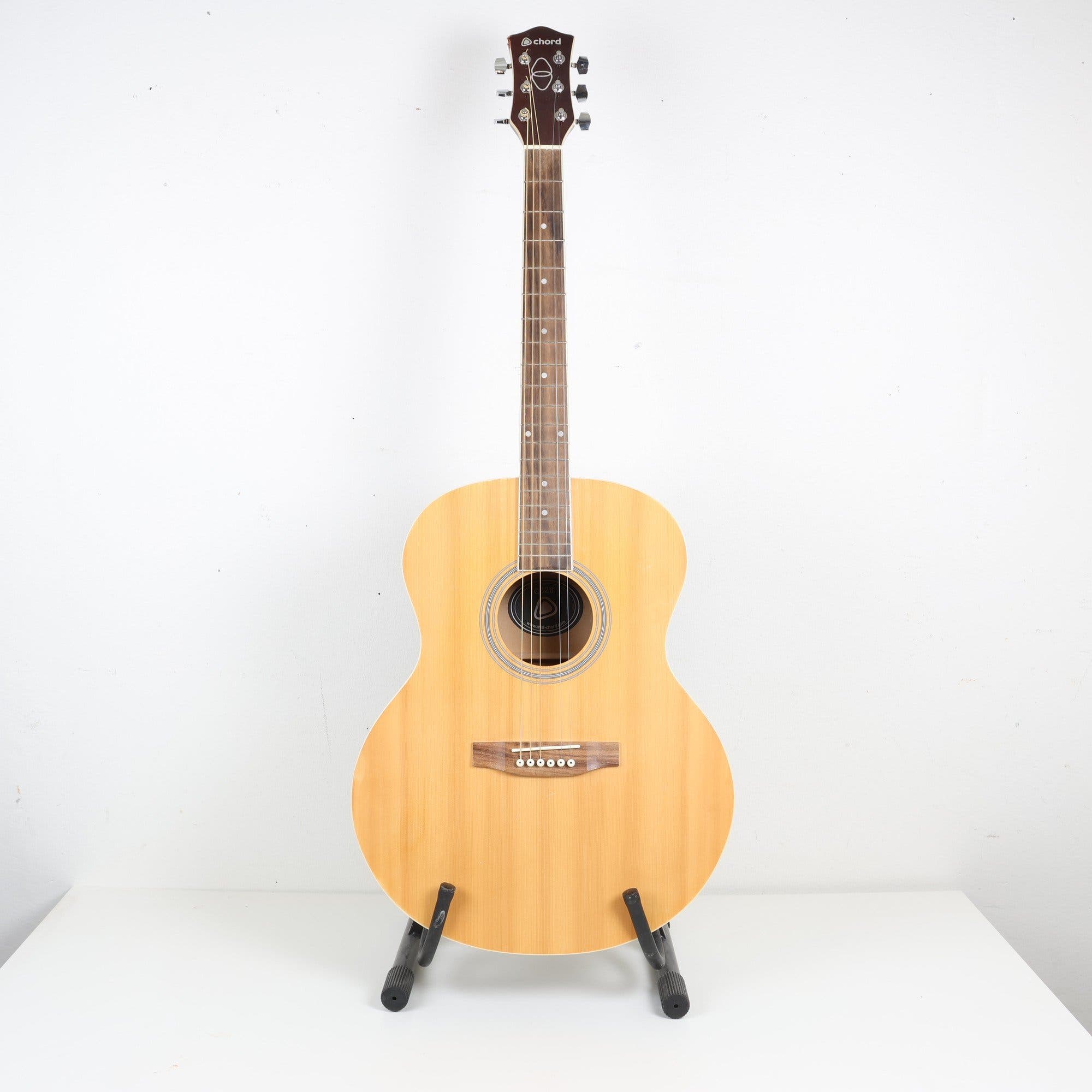 Aukustisk gitarr, Chord CJ26. Endast avhämtning.