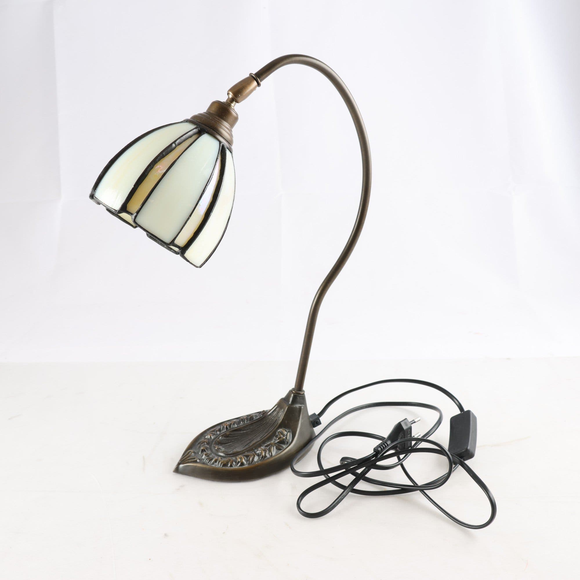 Bordslampa, Tiffany
