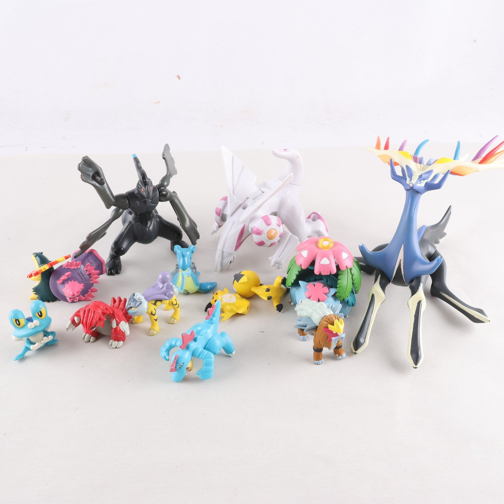 Pokémonfigurer 14 st.