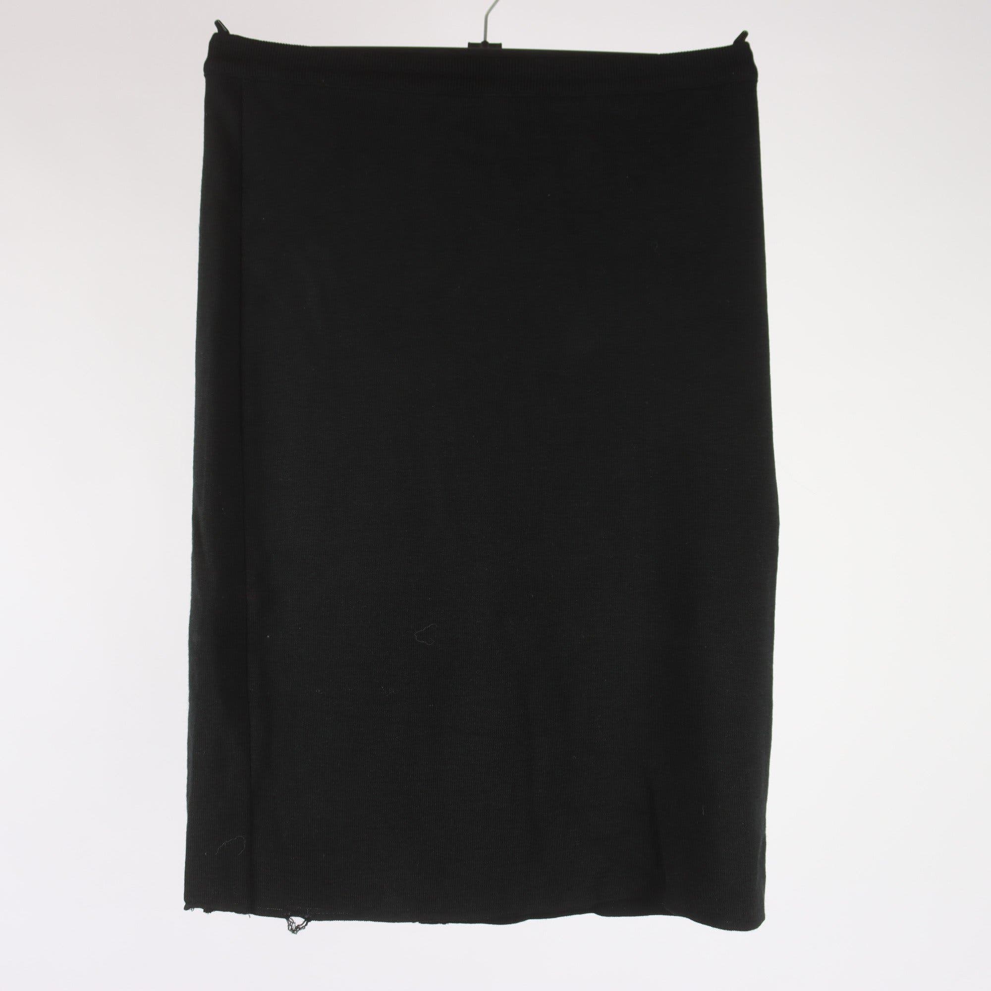 Kjol, Busnel, svart, 100% ull, stl. 40.