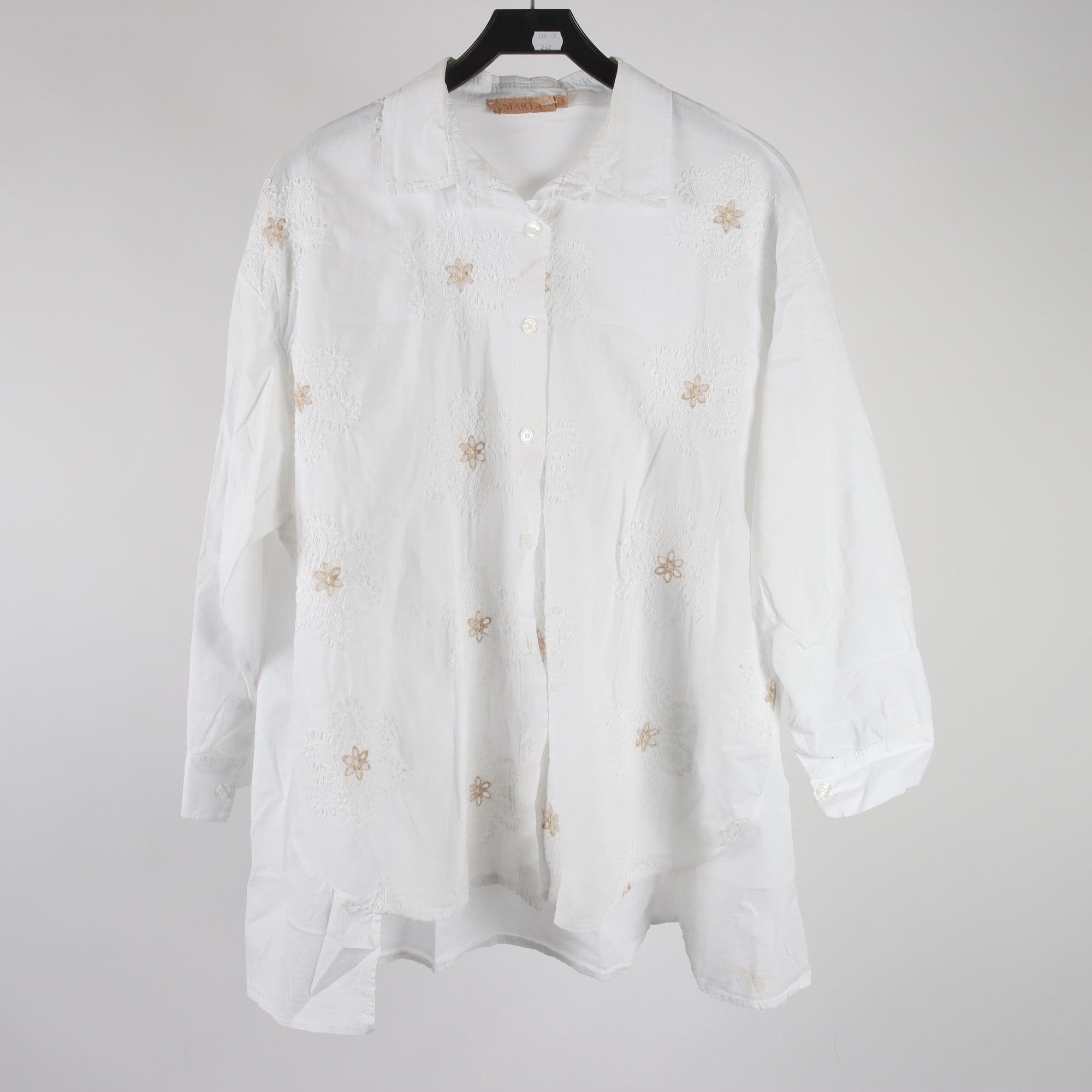 Blus, Marta, vit, broderad, hålbroderi, stl. S/M.