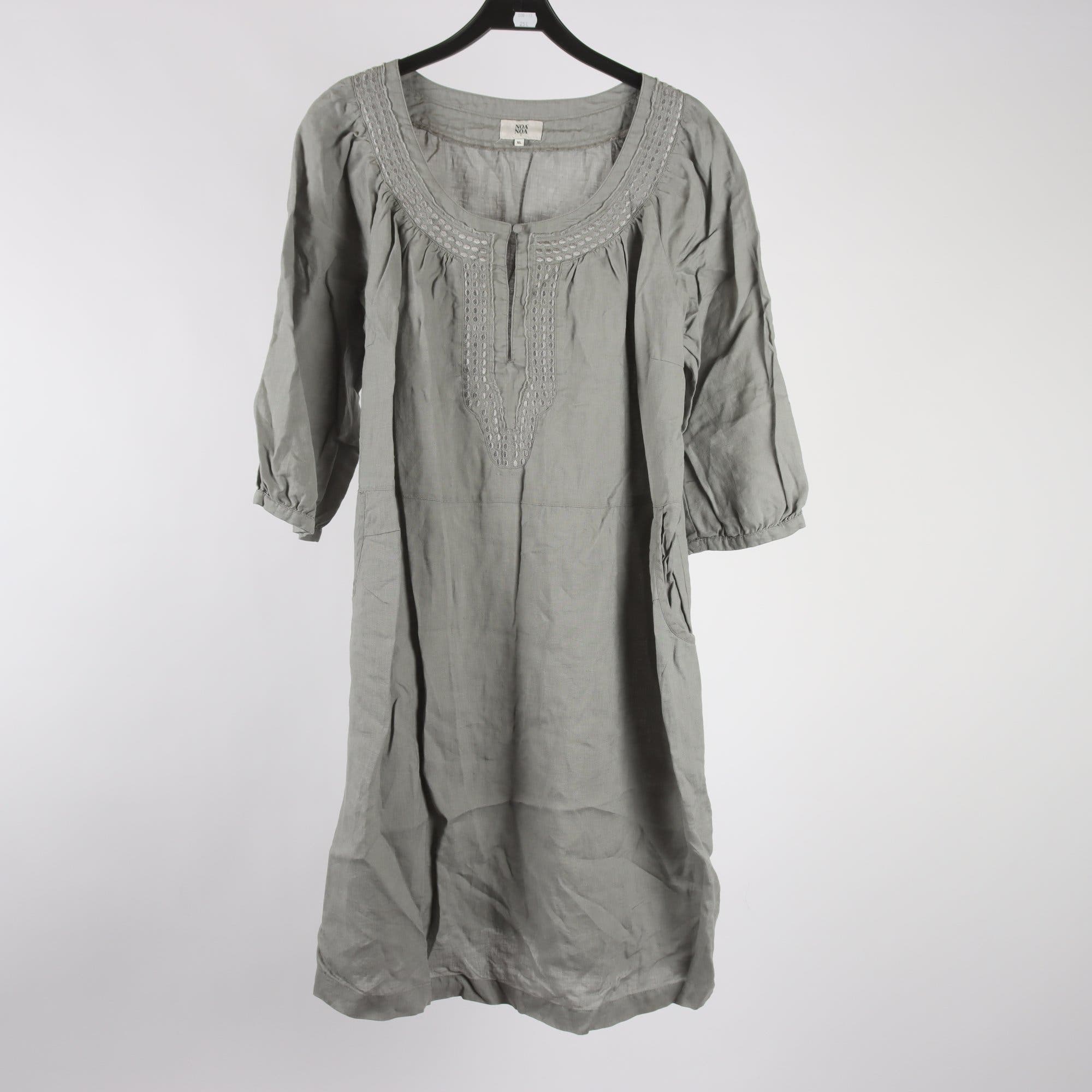 Klänning, Noa Noa, grå, 100% lin, stl. XL.
