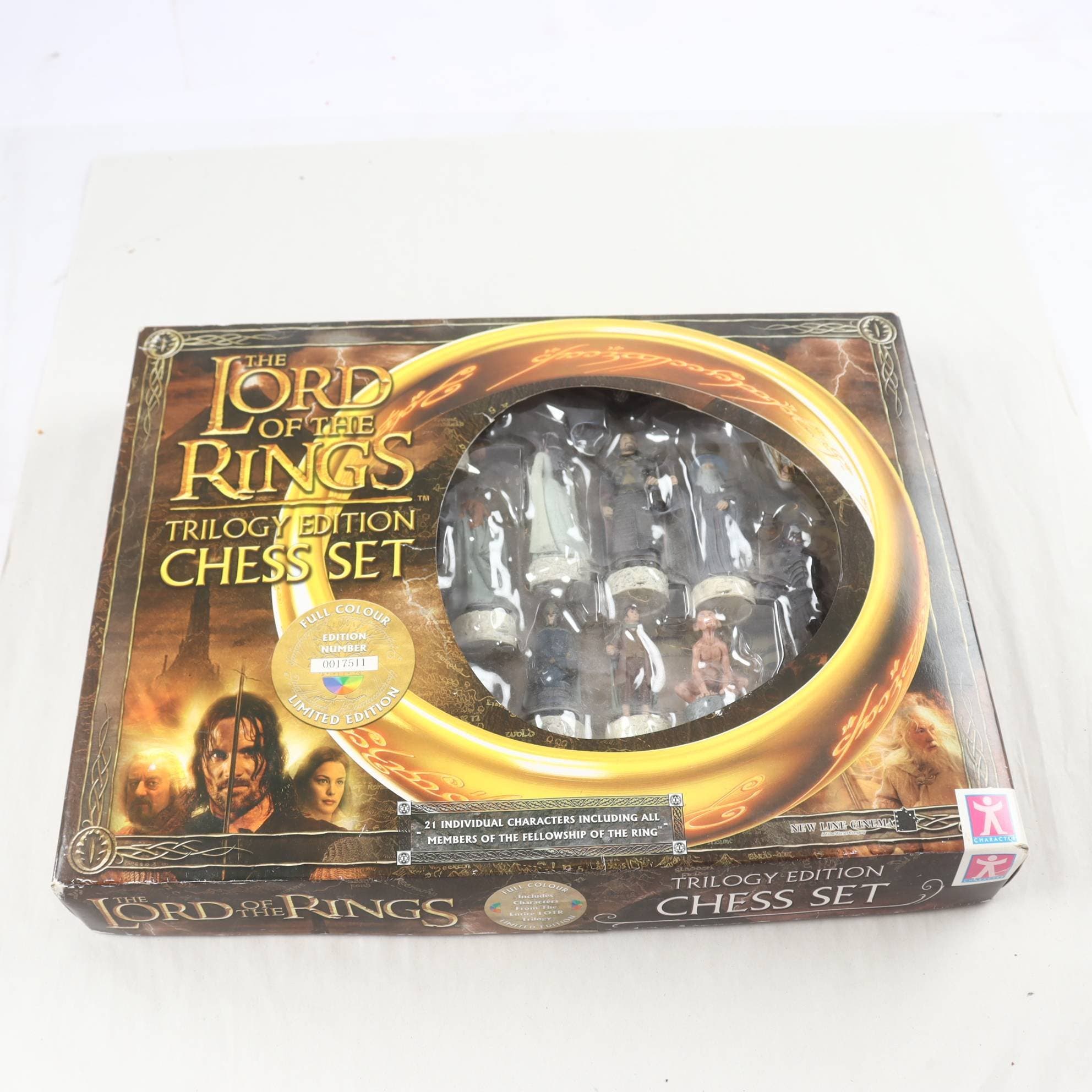 Lord of the rings Chess set, Trilogy edition.